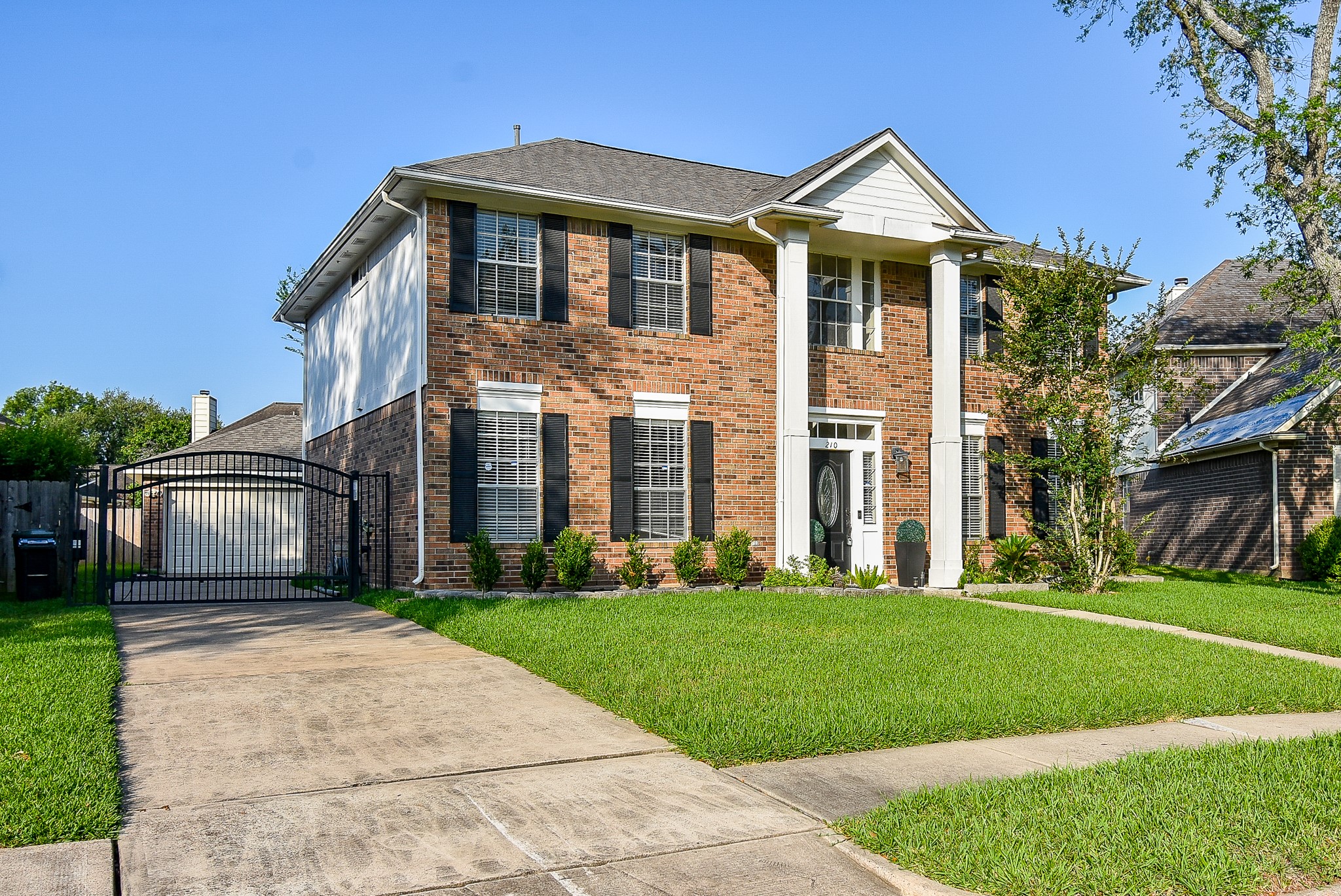 210 Needleleaf Lane Property Photo 1