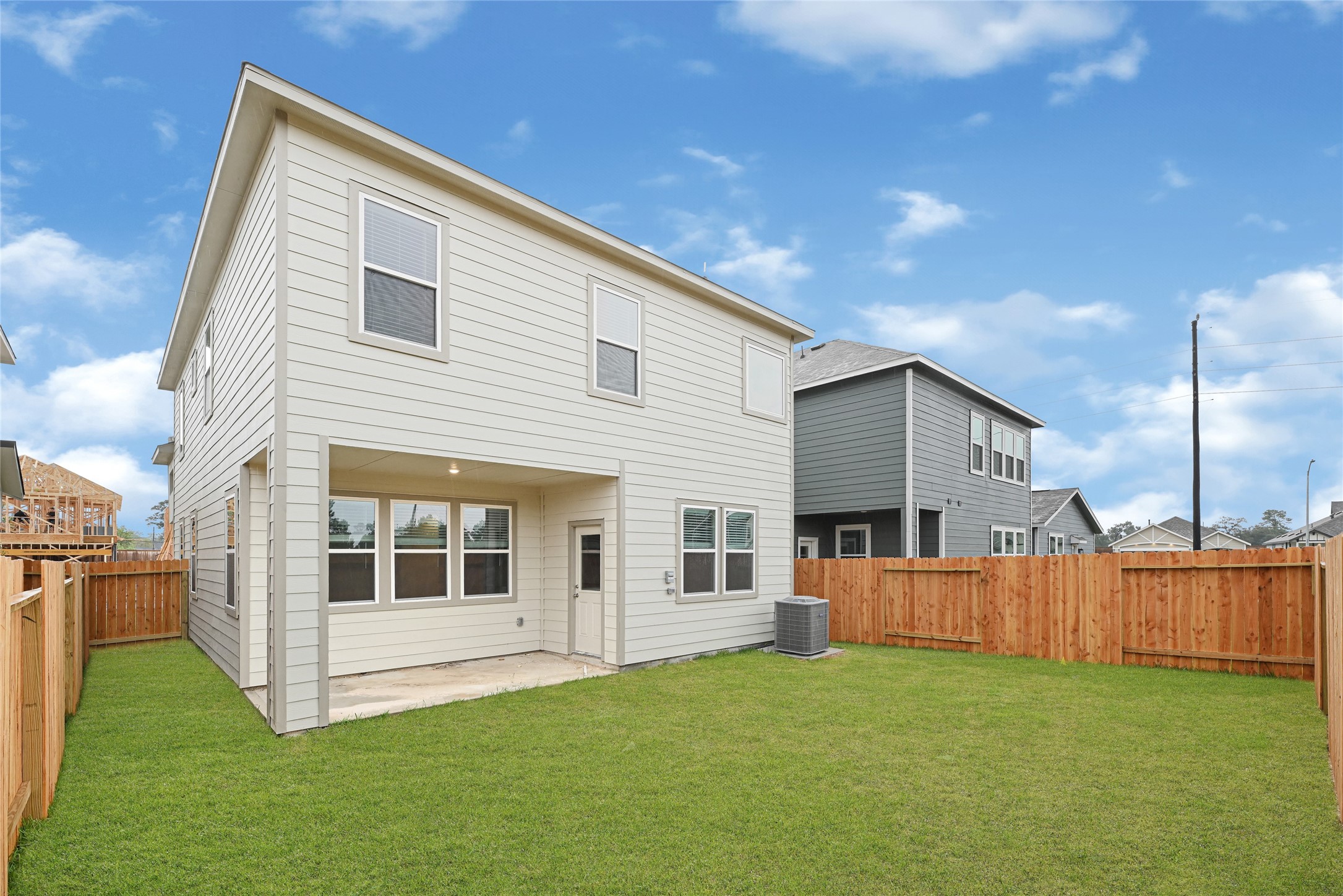 14211 Aston Pine Drive Property Photo 6