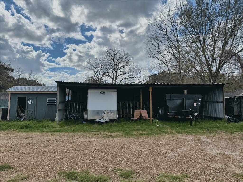 25118 Roesner Lane Property Photo 8