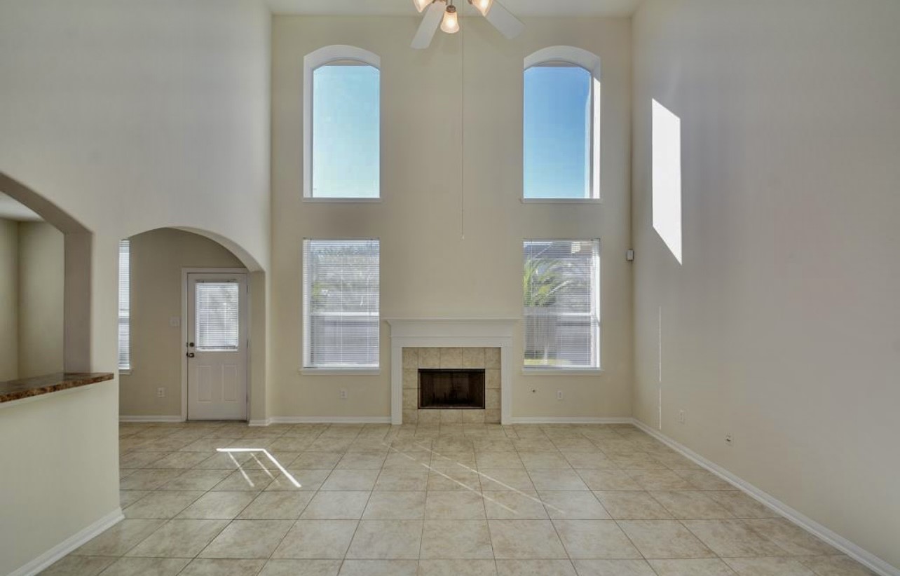 21003 Garden Arbor Lane Property Photo 4