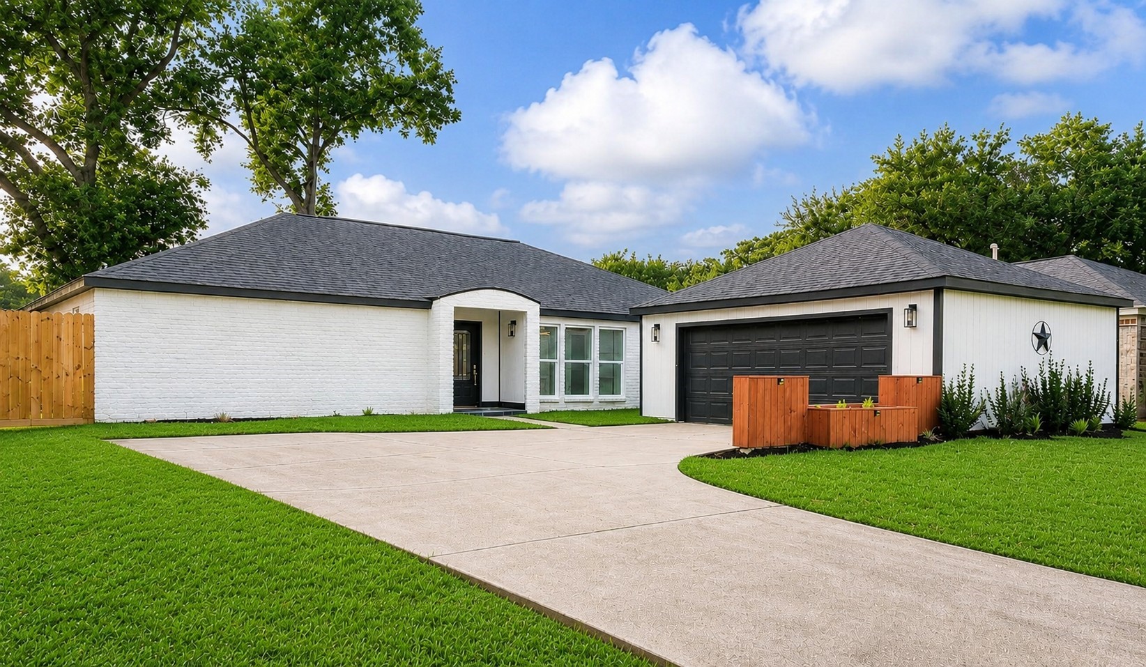 1722 Cherry Bend Drive Property Photo 1