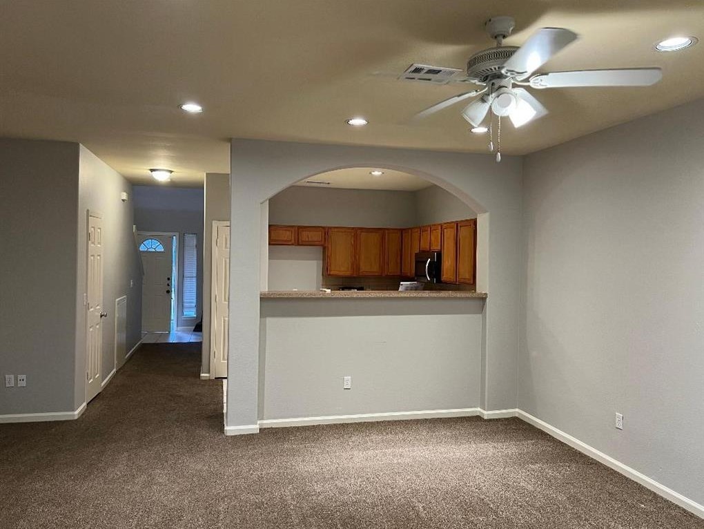 7915 Sealey Street Property Photo 6