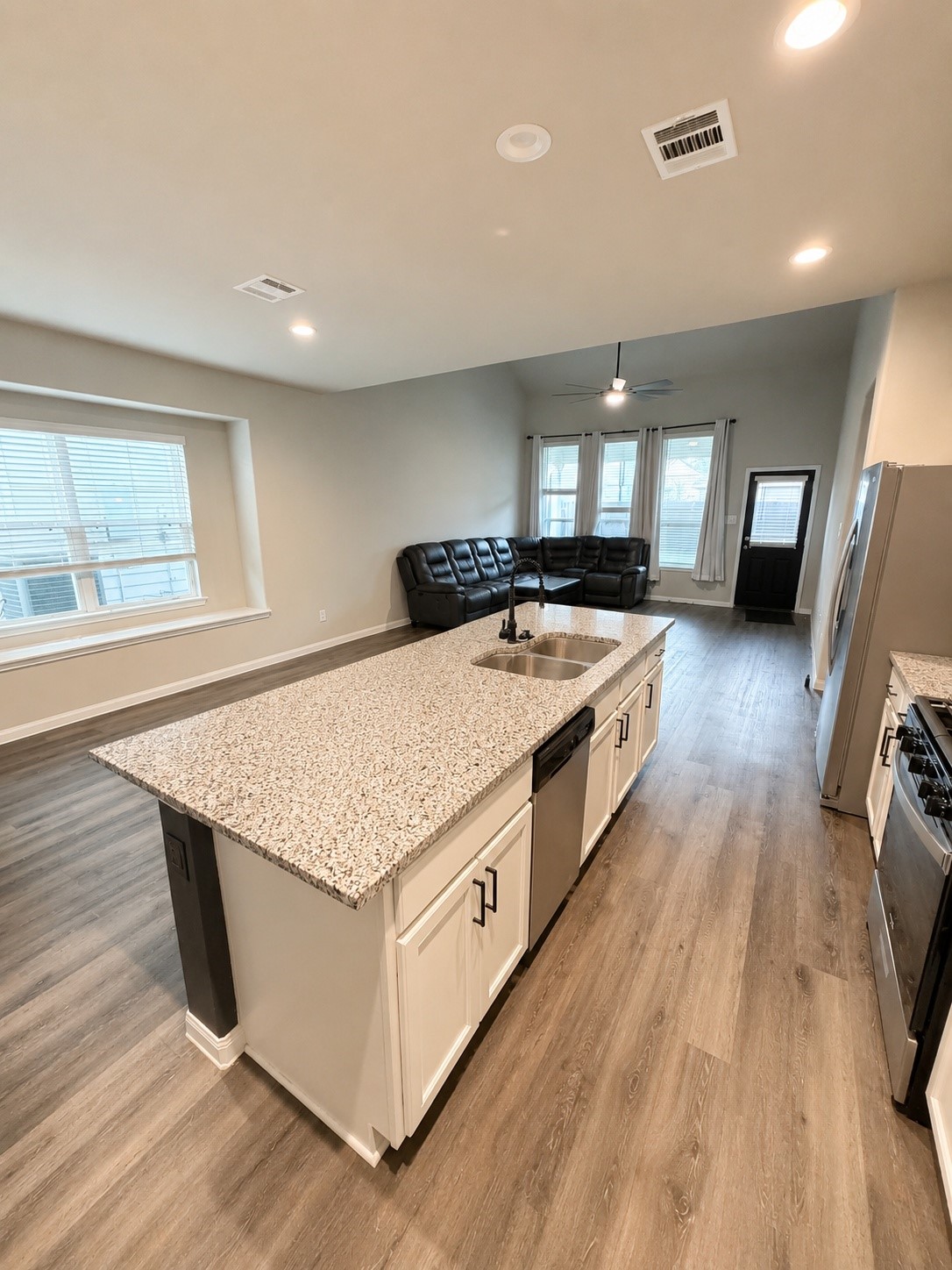 2291 Raider Drive Property Photo 4