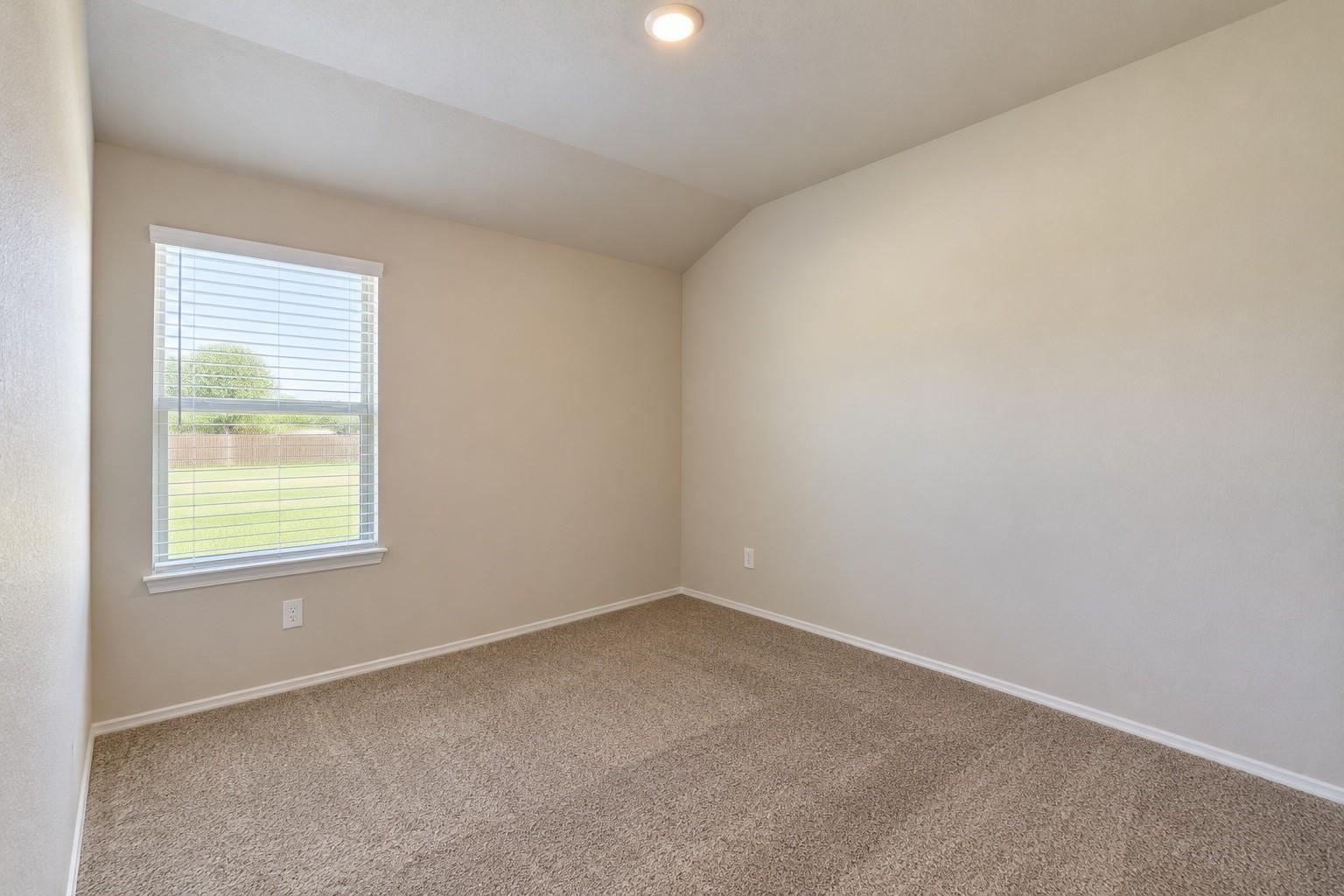 2903 Arbors Edge Court Property Photo 9