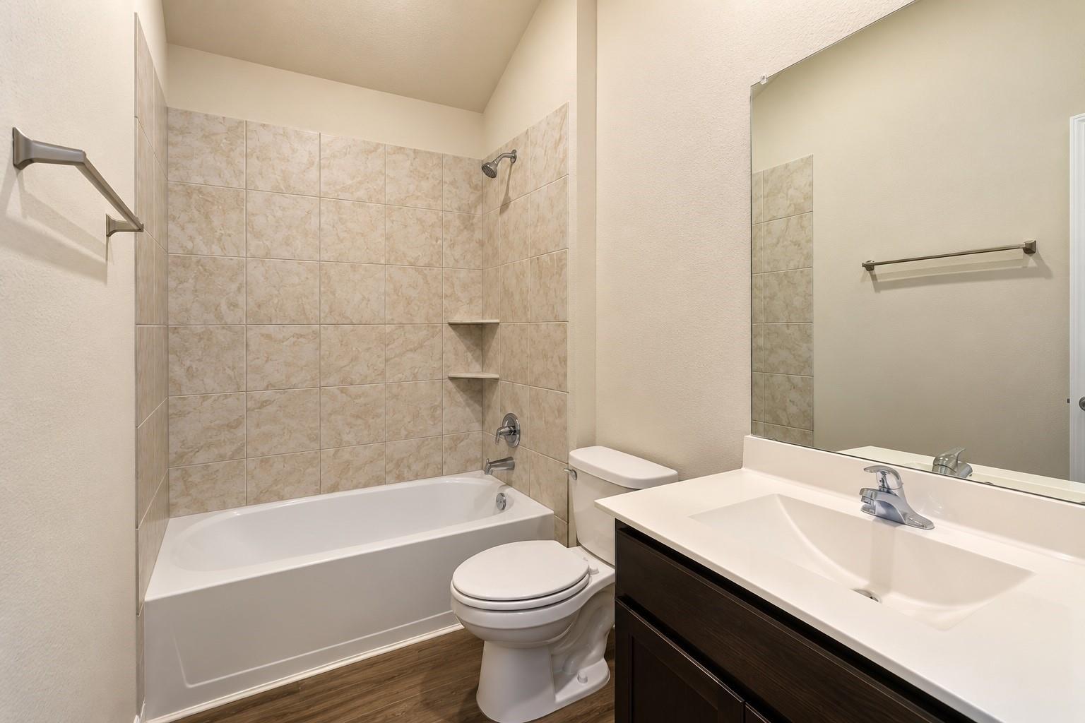 2903 Arbors Edge Court Property Photo 11