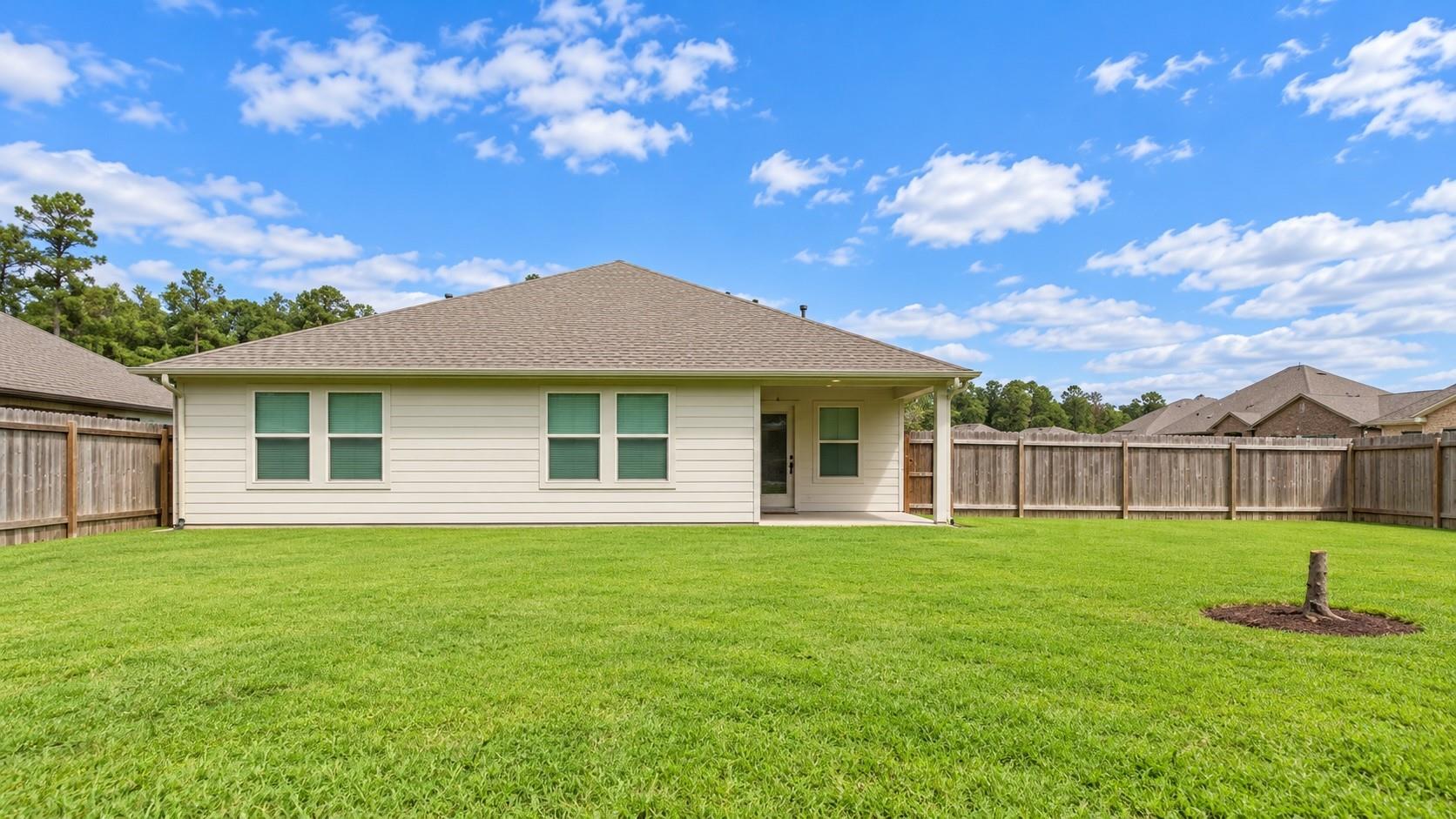 2903 Arbors Edge Court Property Photo 15