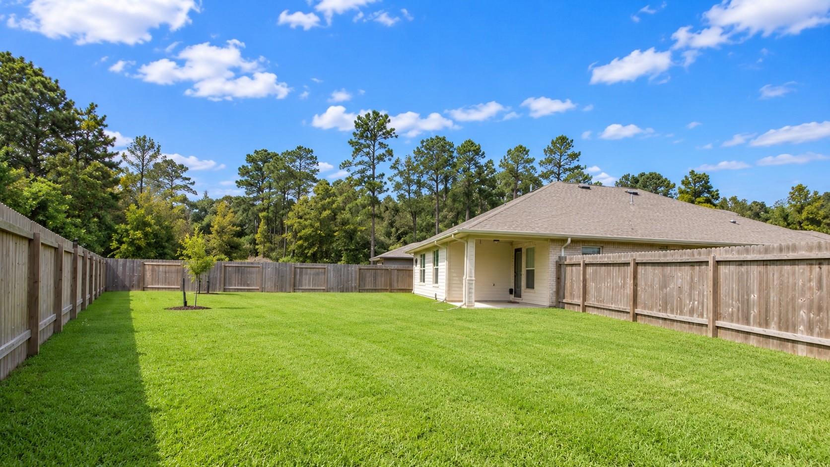 2903 Arbors Edge Court Property Photo 16