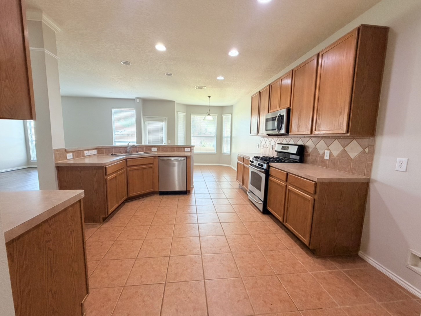 3019 Acacia Fair Lane Property Photo 10