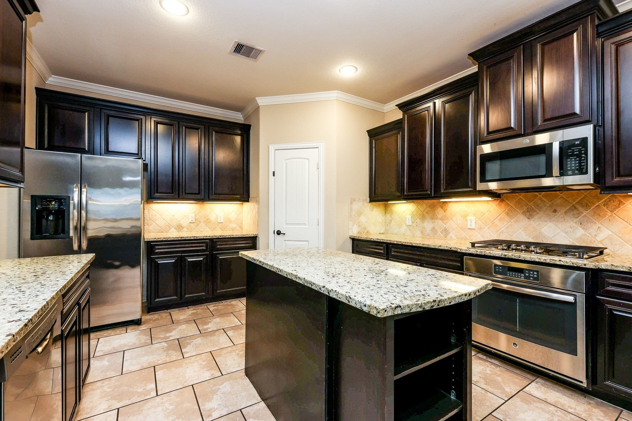 4810 Addison Forest Trail Property Photo 10