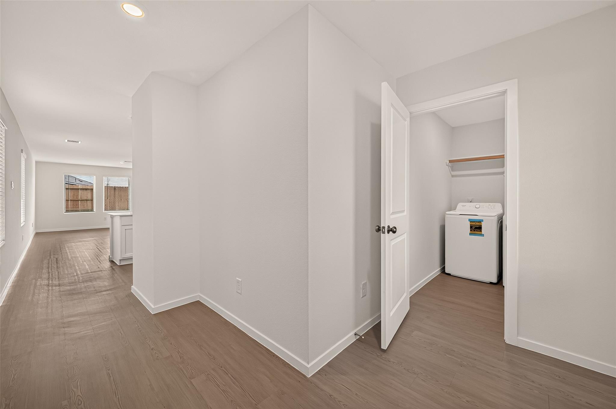 9210 Tern Pines Lane Property Photo 10