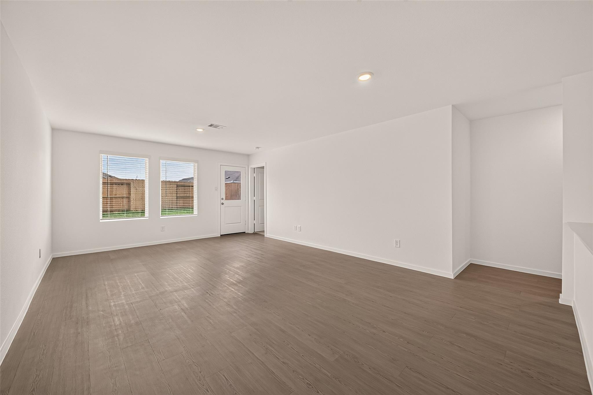 9210 Tern Pines Lane Property Photo 12
