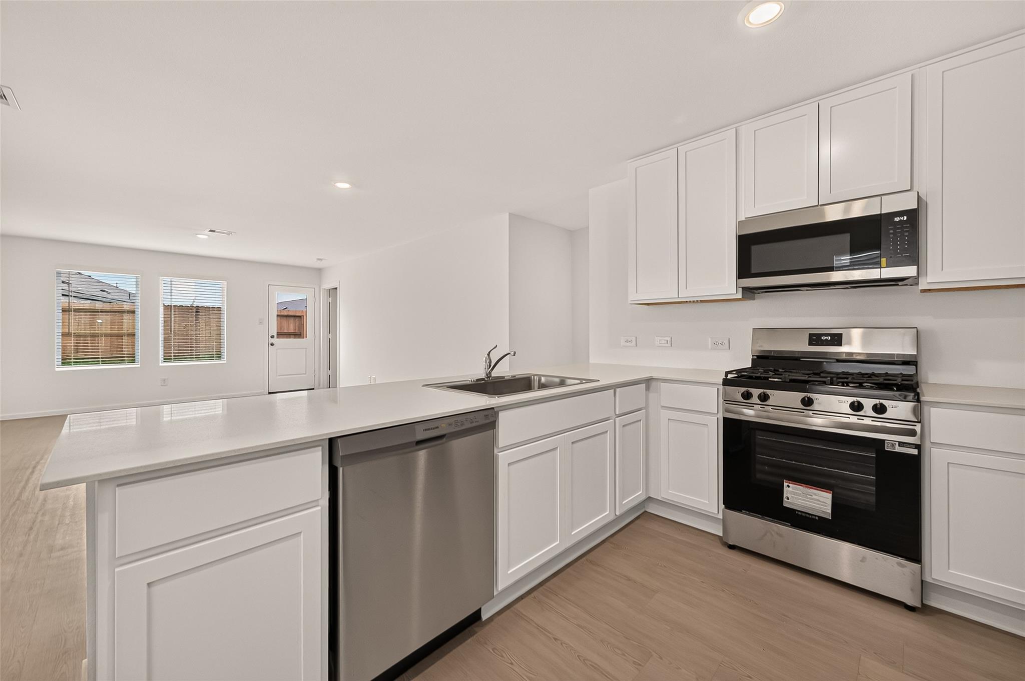 9210 Tern Pines Lane Property Photo 15