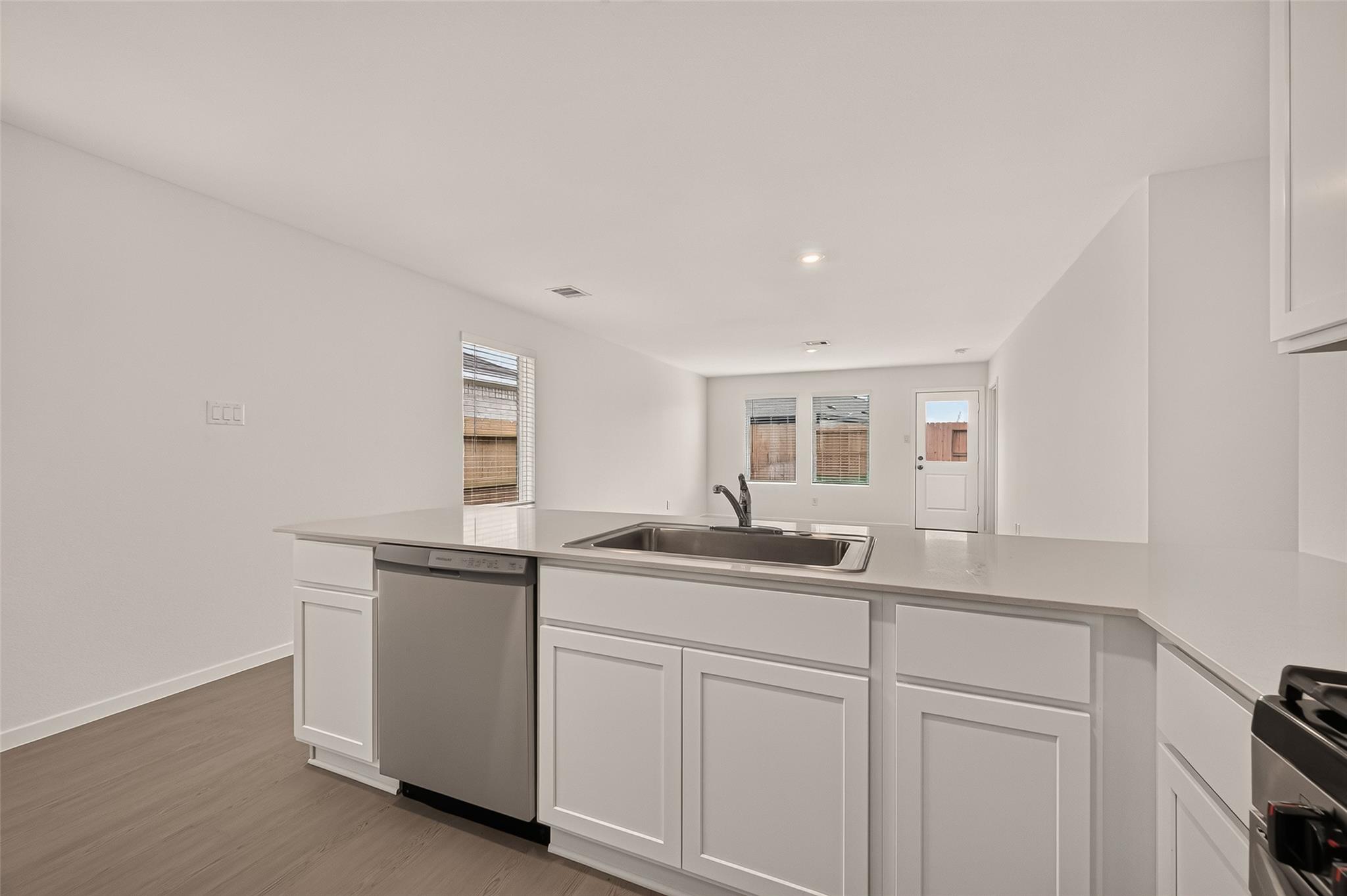 9210 Tern Pines Lane Property Photo 18