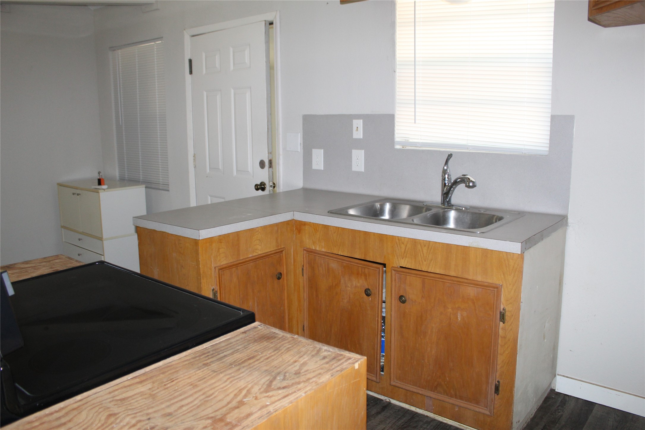 400 Carson Roberson Road Property Photo 9