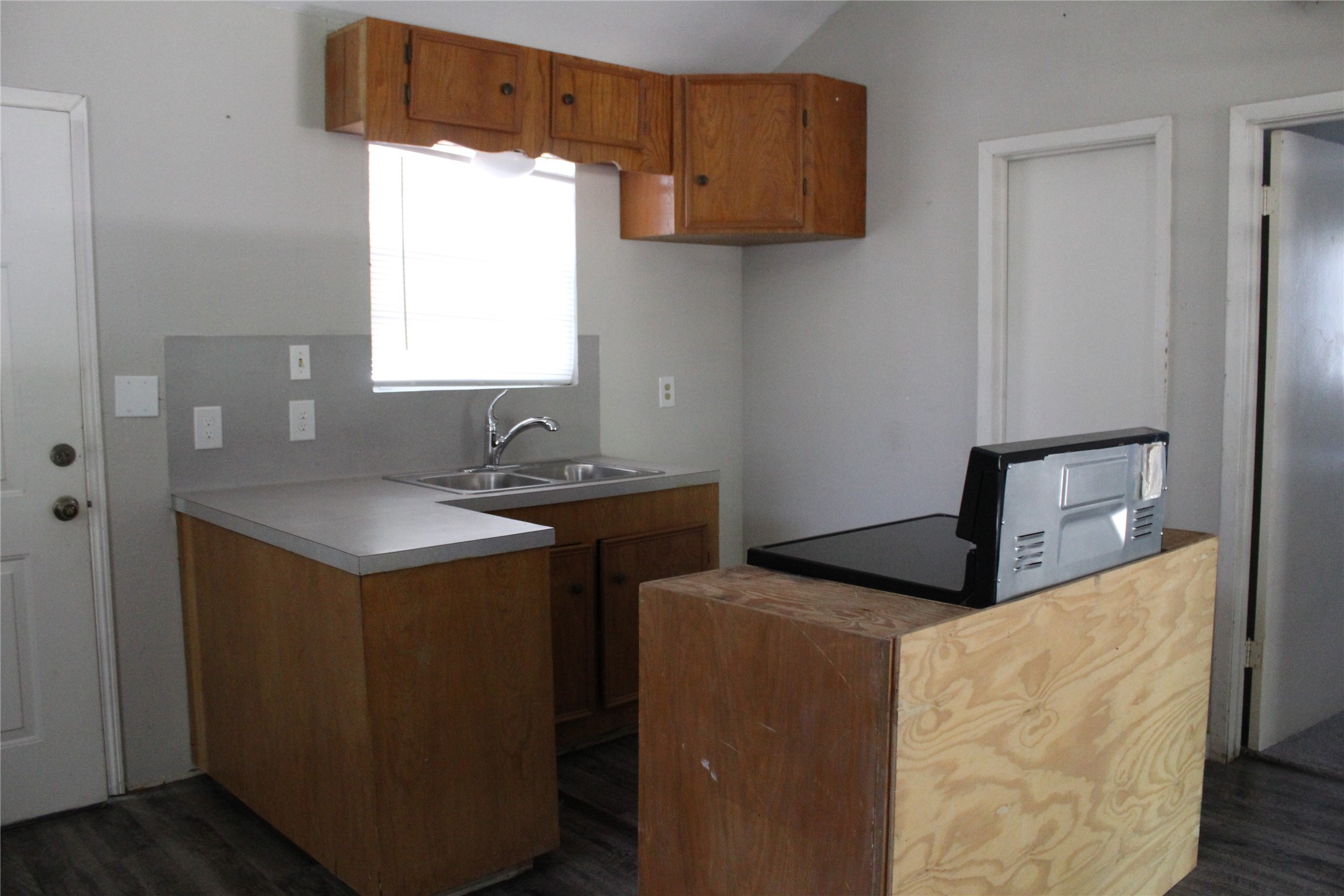 400 Carson Roberson Road Property Photo 10