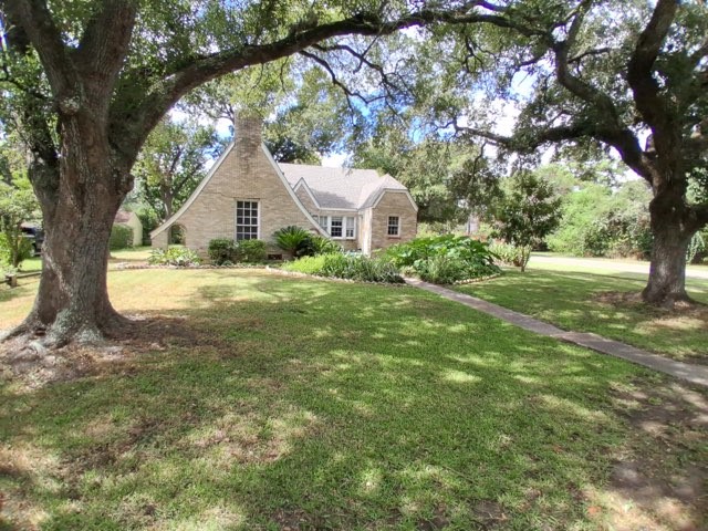 1304 Rhodora Street Property Photo 1