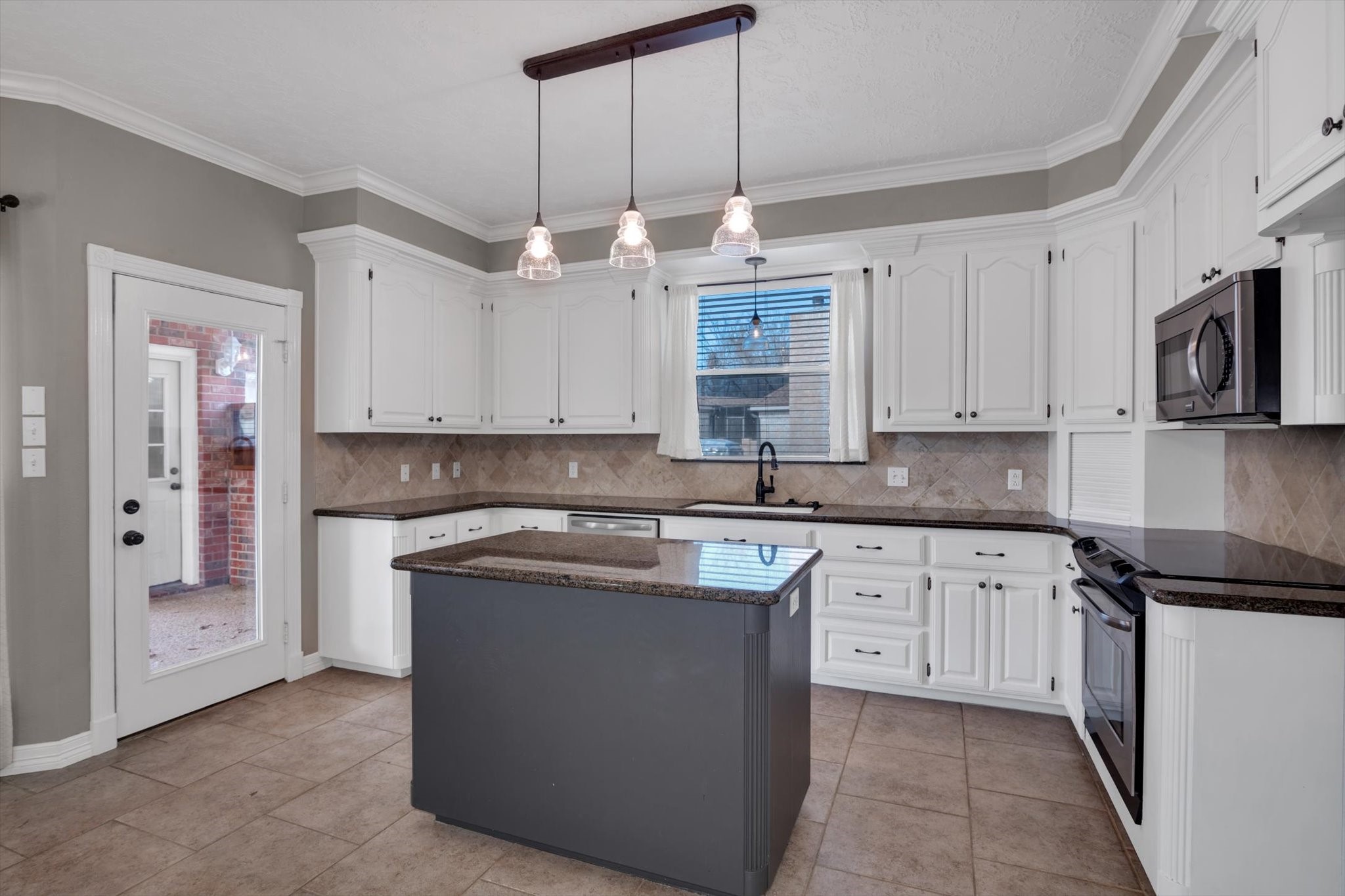 65 N Calla Lily Court Property Photo 14