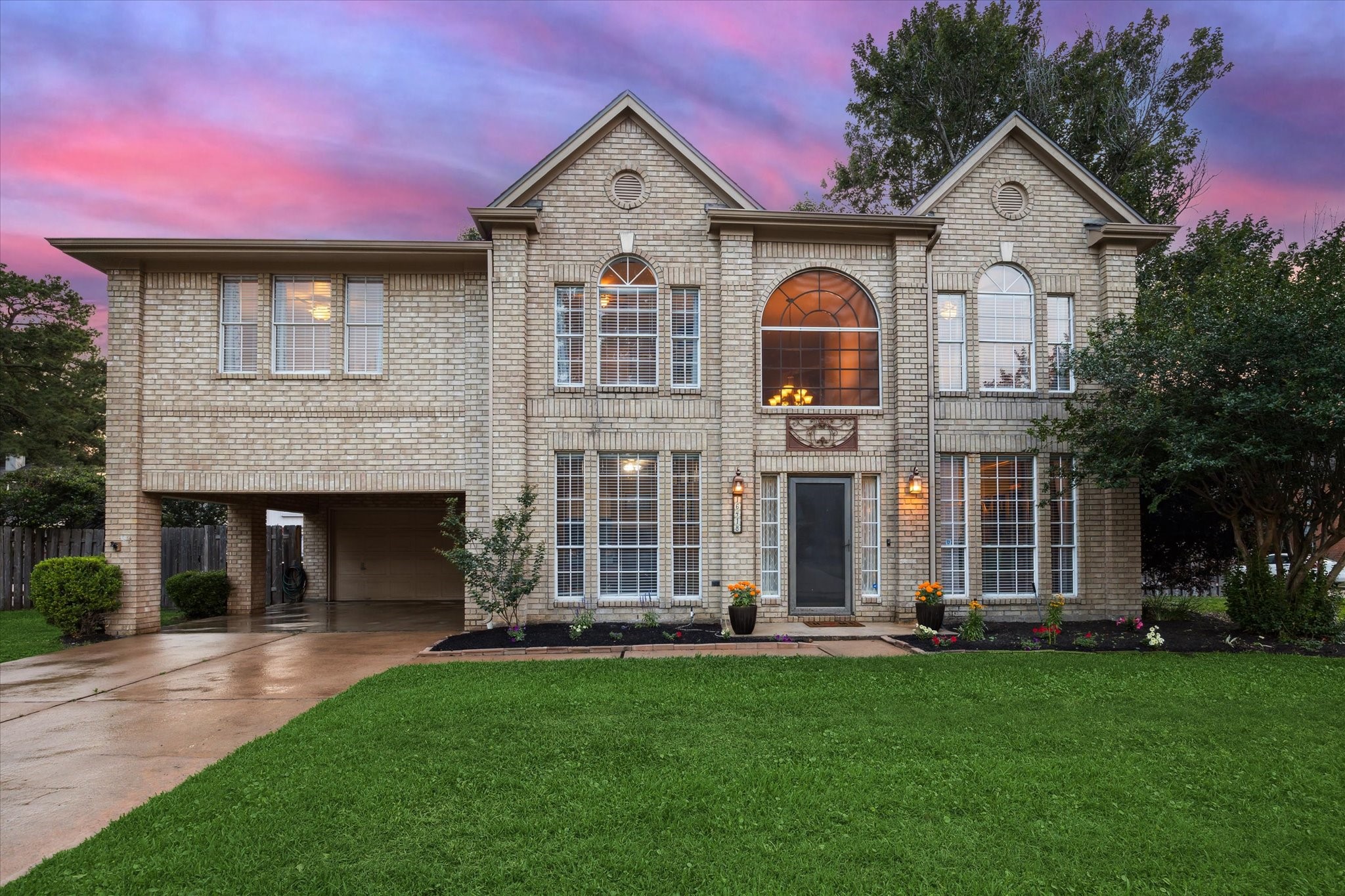 16418 Willowpark Drive Property Photo