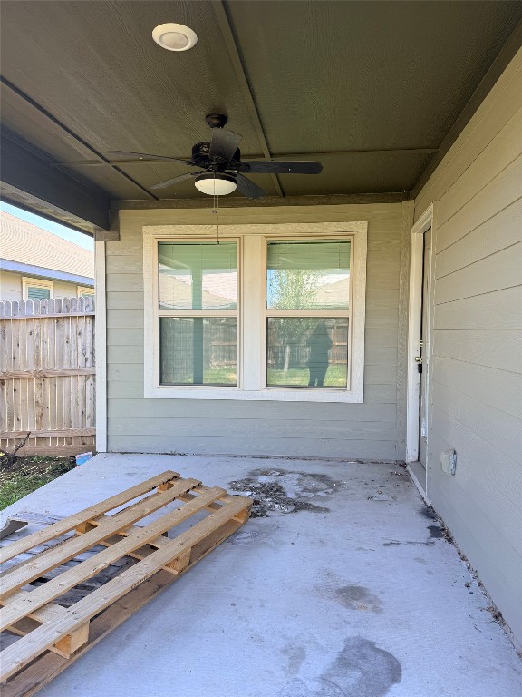 1263 William Crest Property Photo 14
