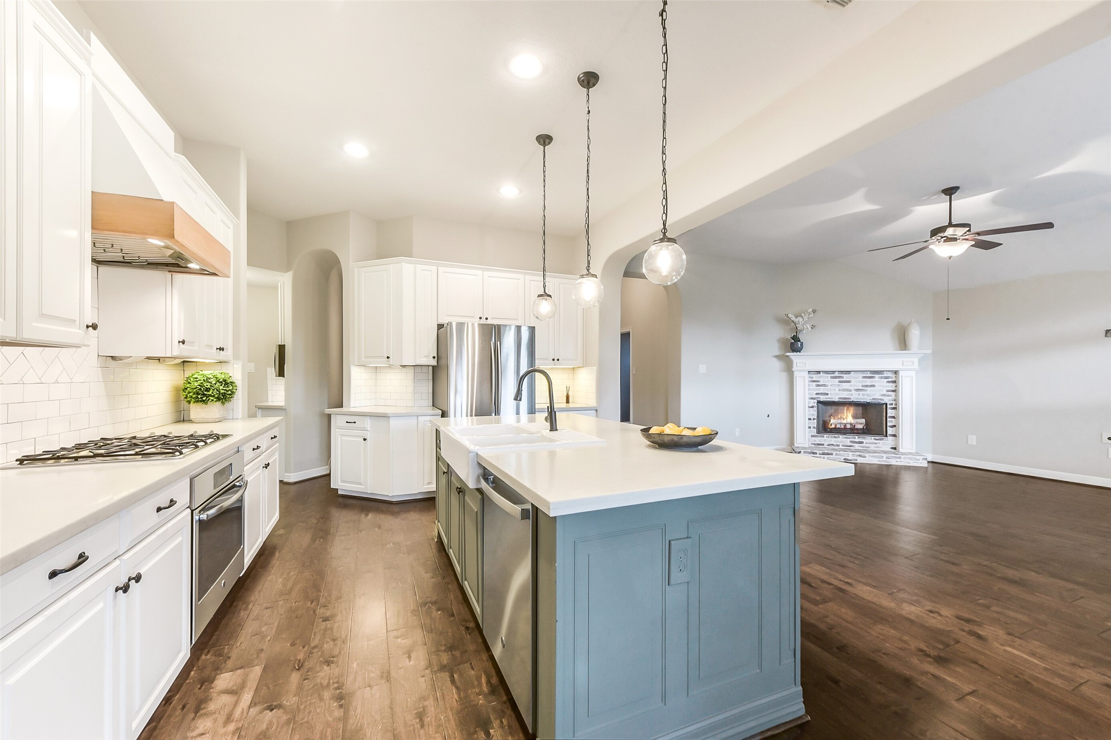 16718 Lake Limestone Lane Property Photo 12