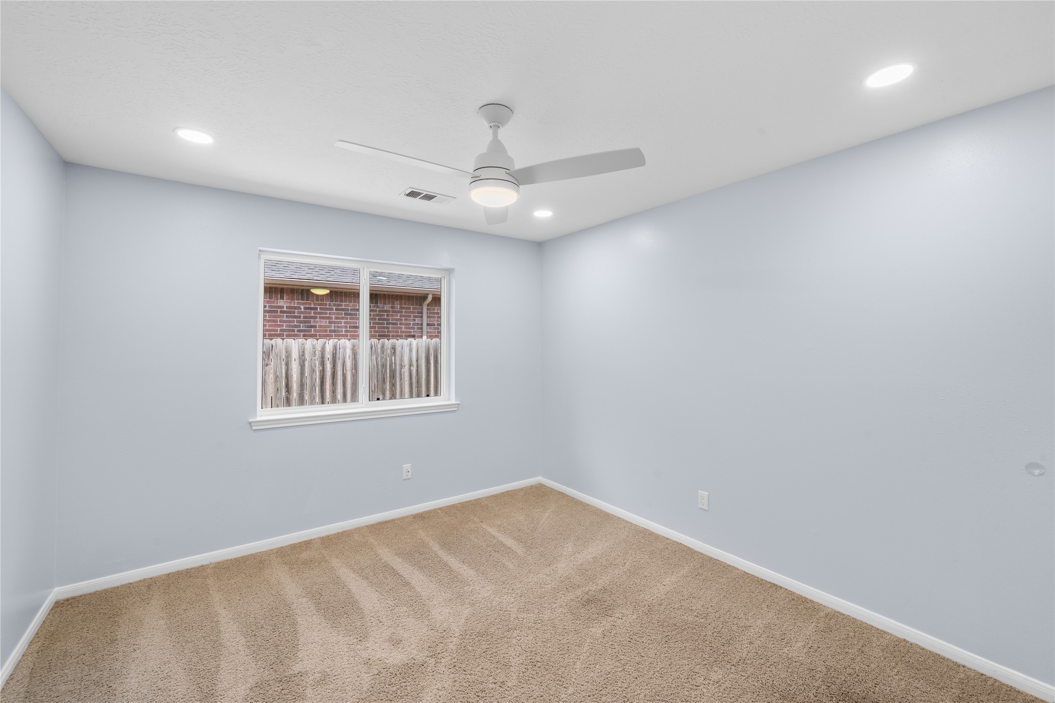 3910 Crystal Pass Court Property Photo 5