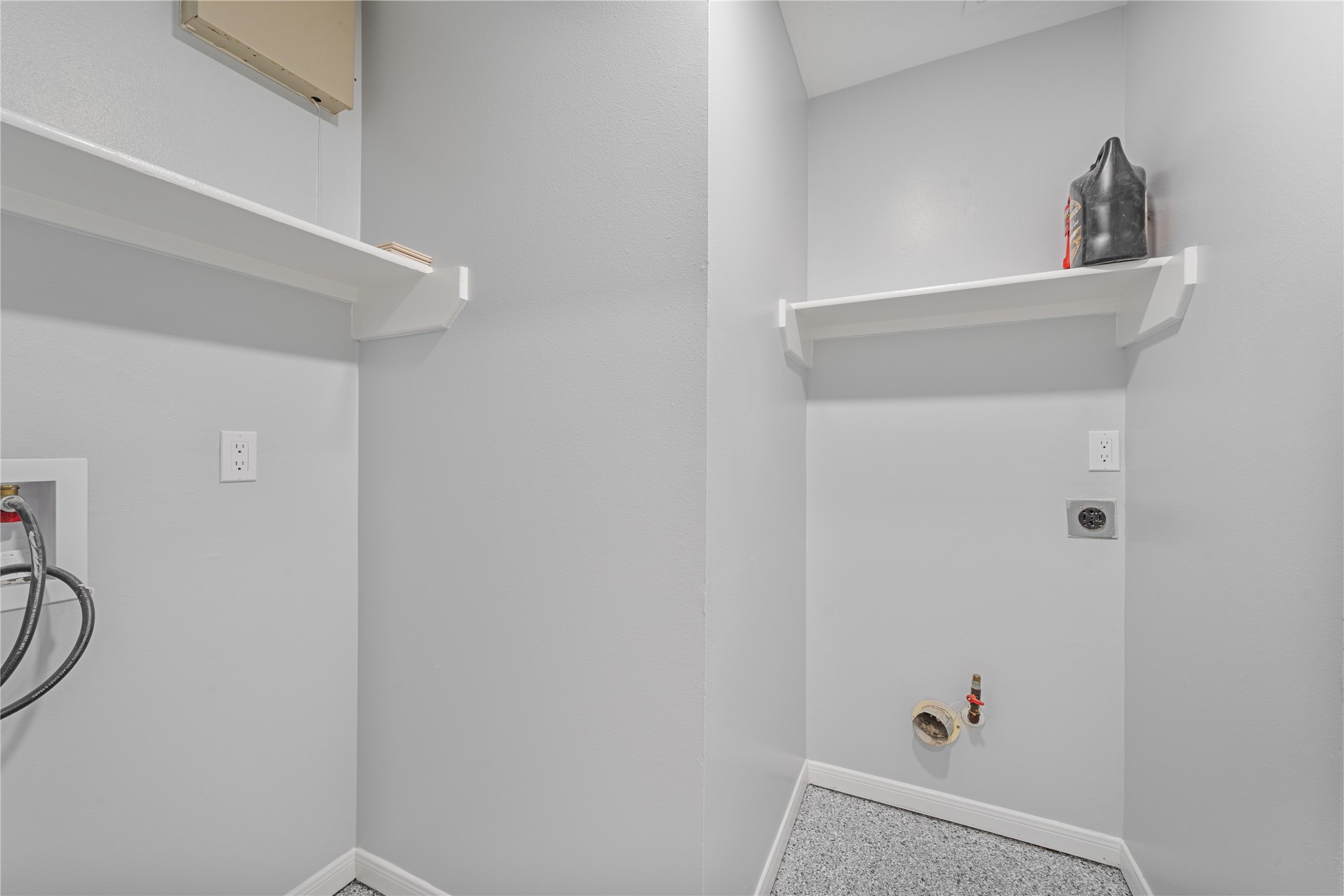 3910 Crystal Pass Court Property Photo 6