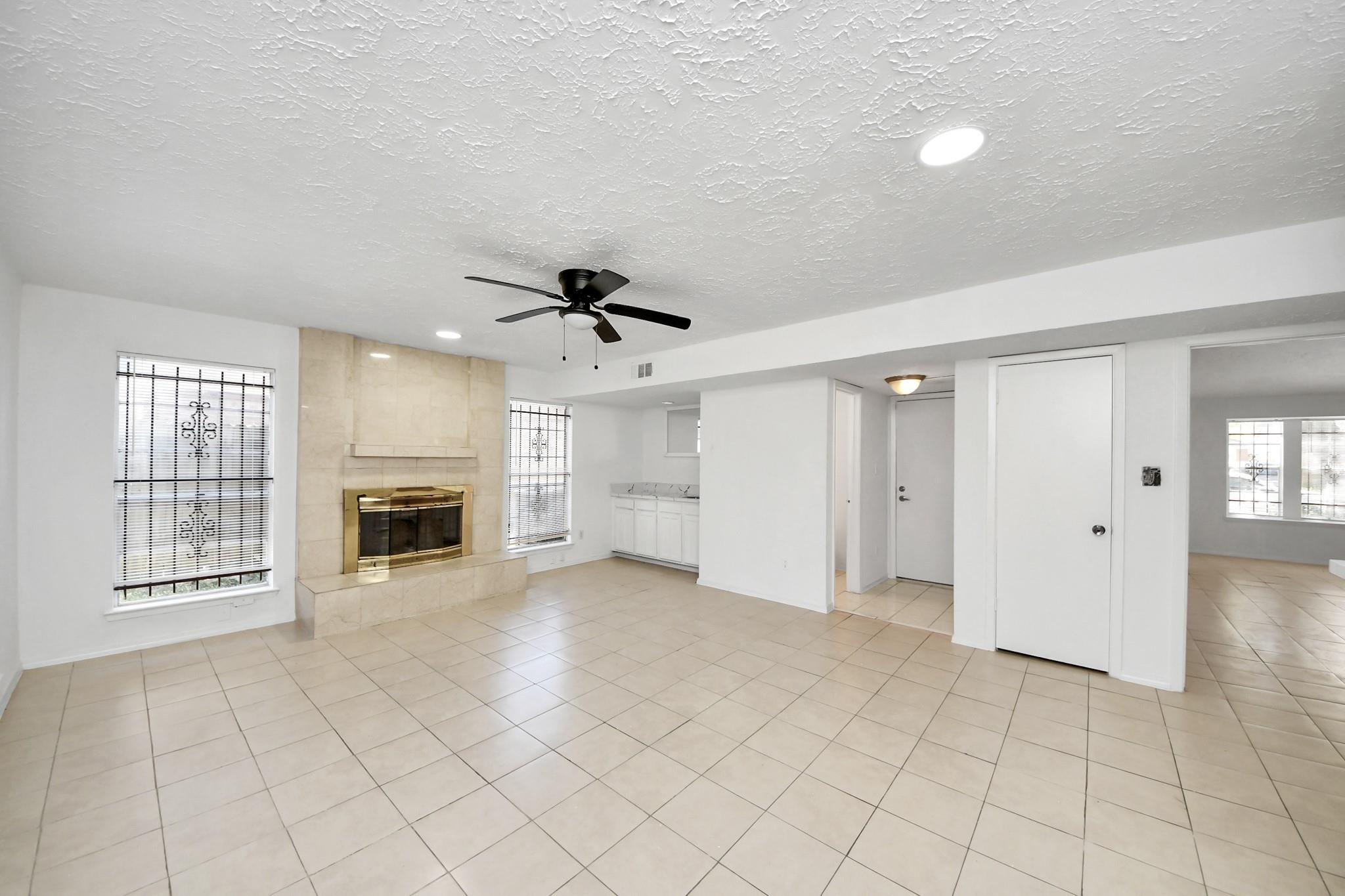 13402 Pecan Oak Drive Property Photo 24