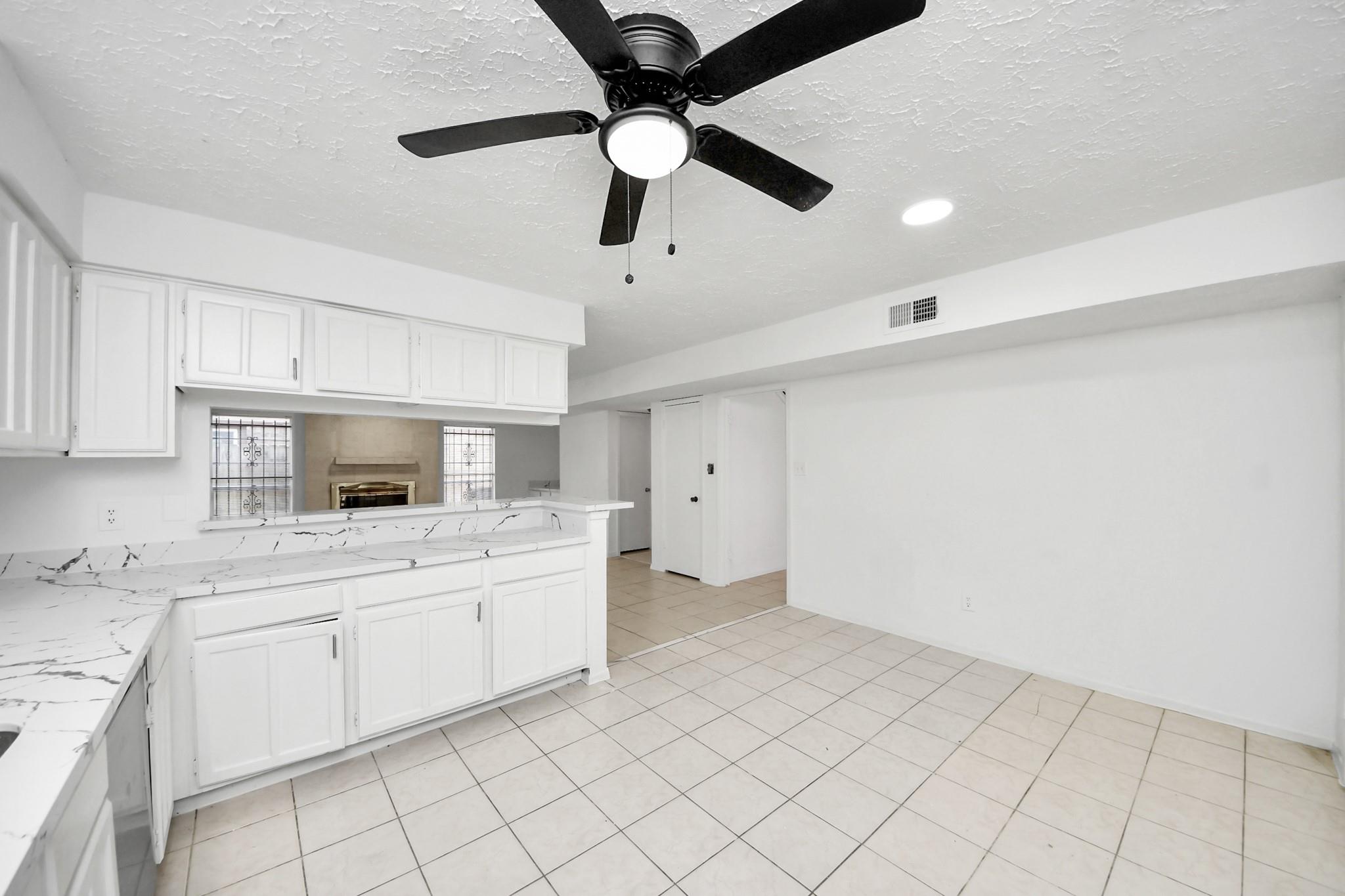 13402 Pecan Oak Drive Property Photo 32