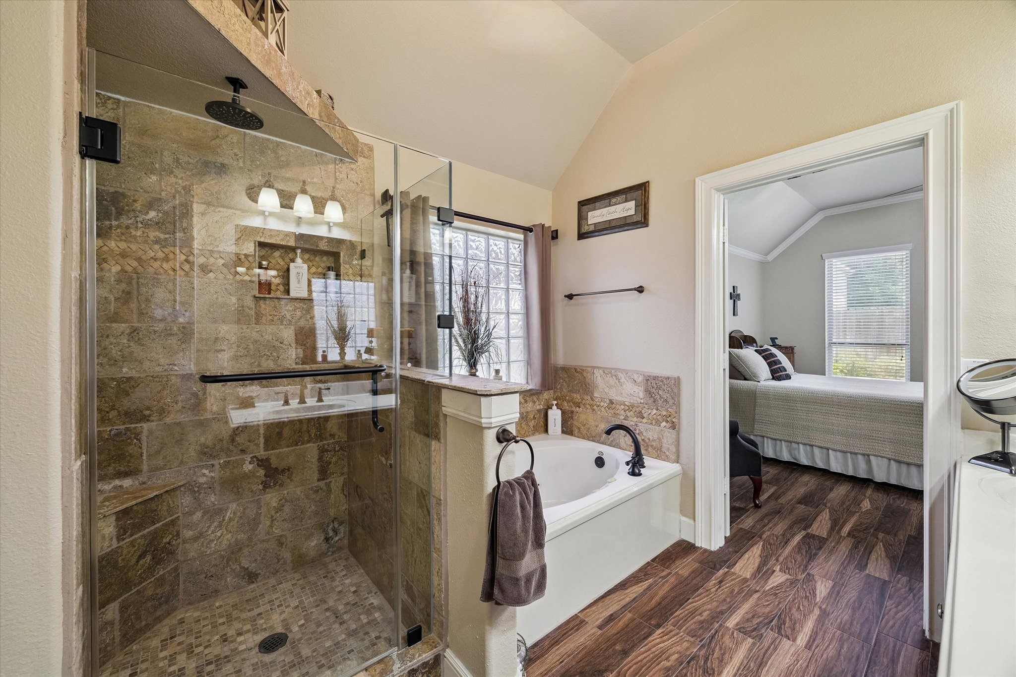 14810 Maverick Valley Lane Property Photo 19