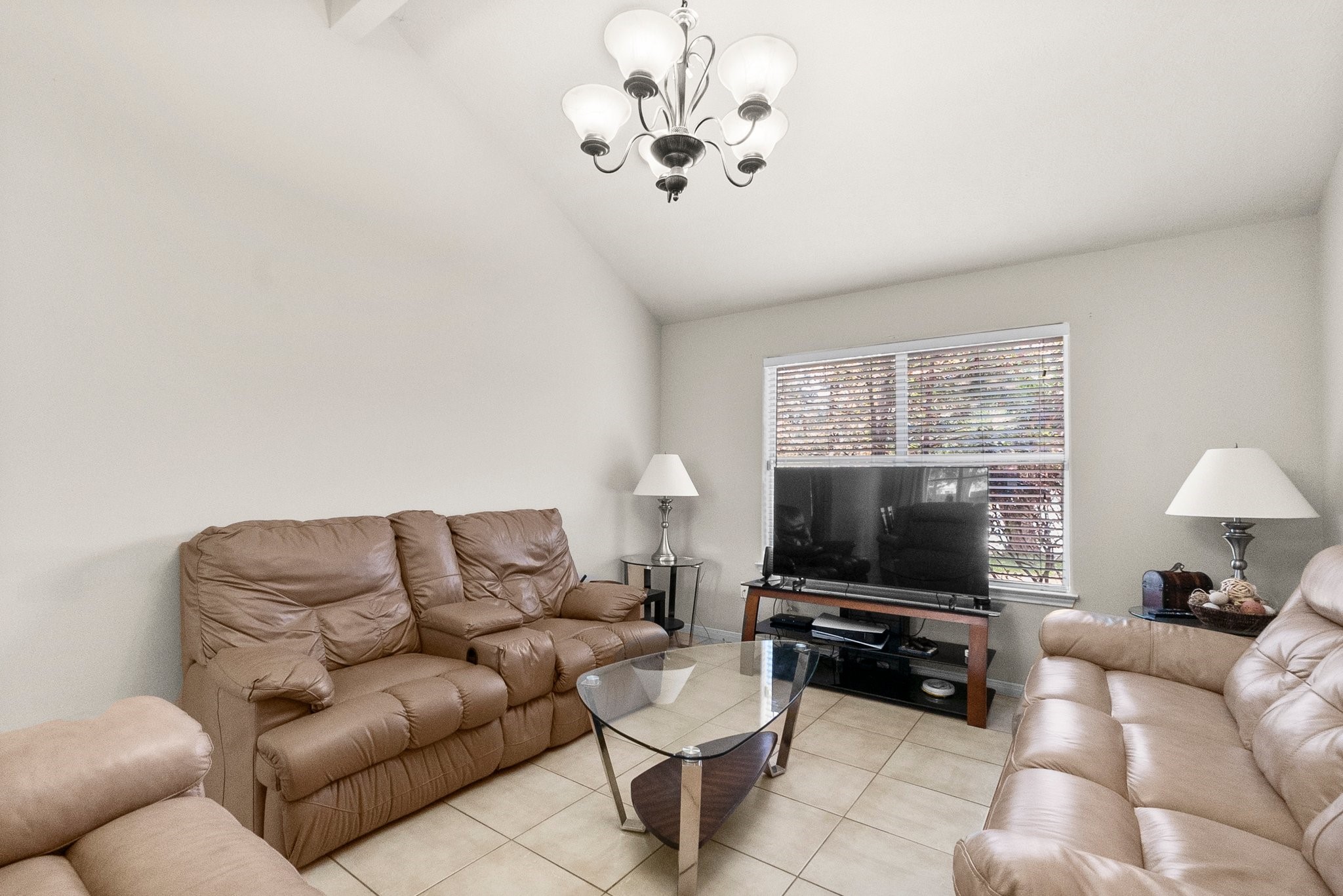 16305 Many Trees Lane Property Photo 9