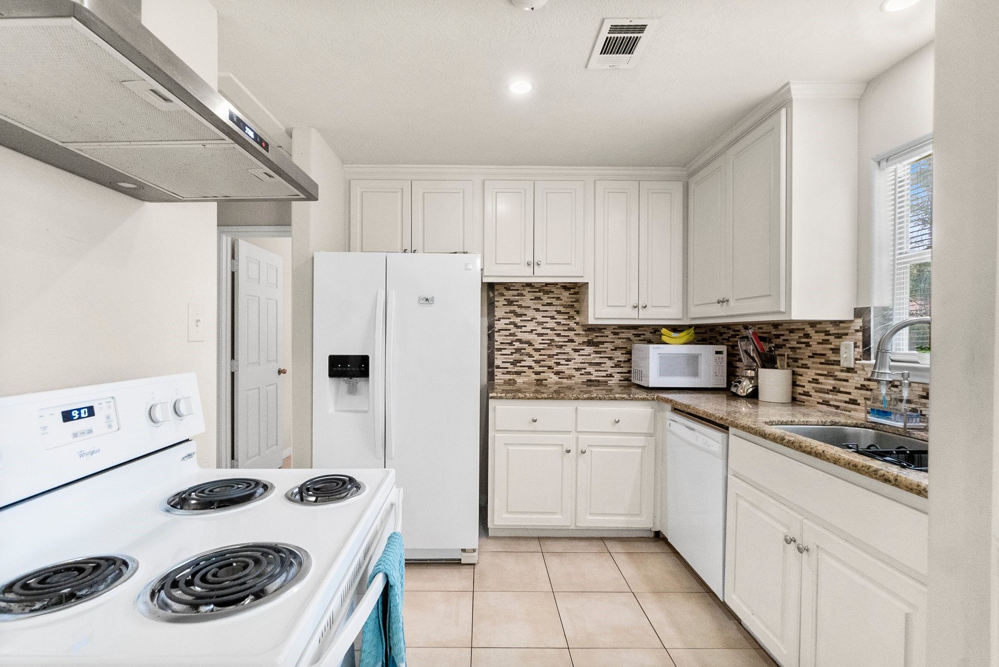 16305 Many Trees Lane Property Photo 19