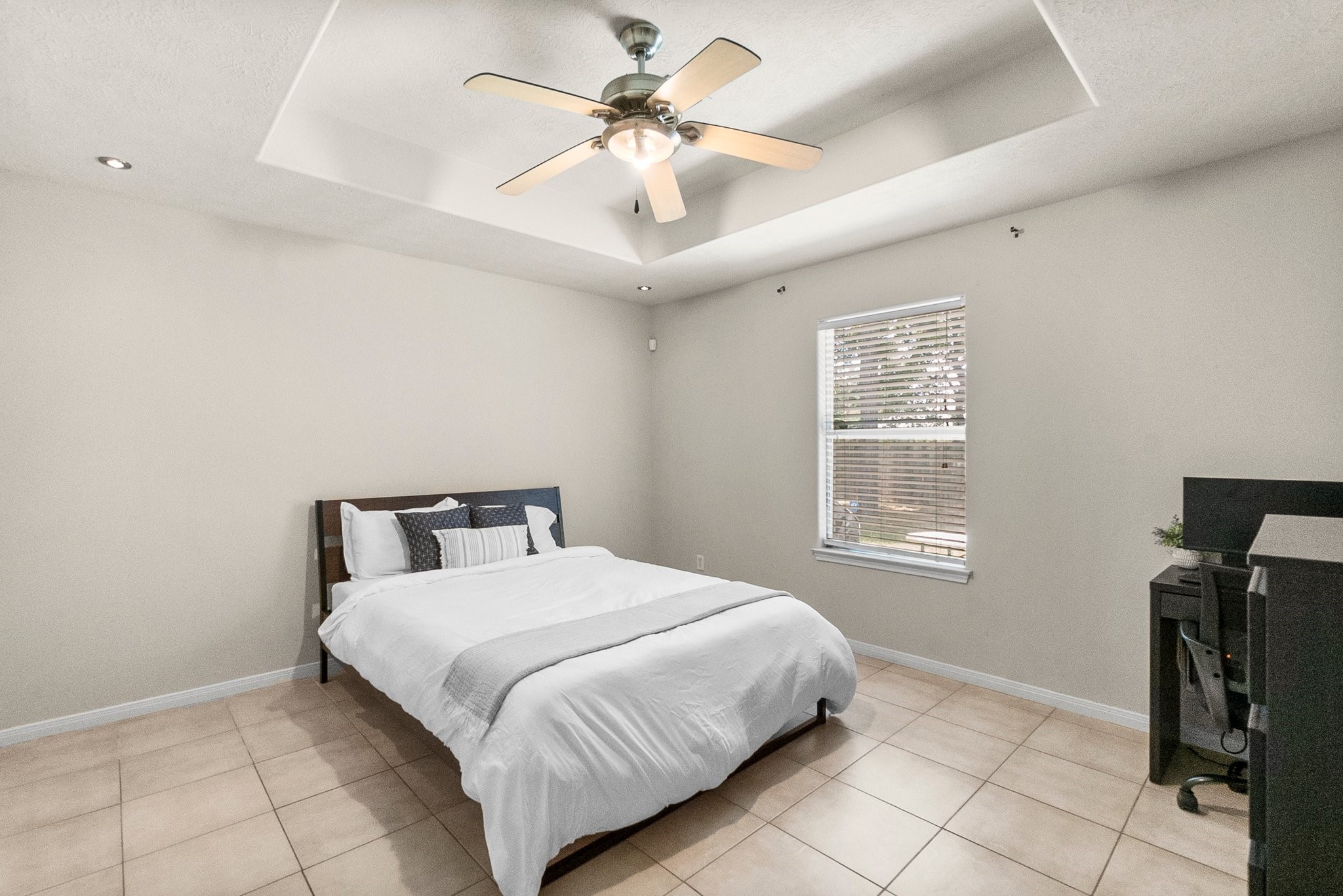 16305 Many Trees Lane Property Photo 25