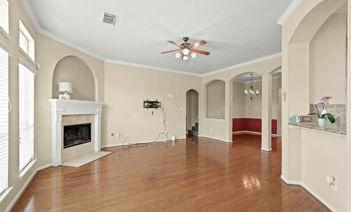 3106 Valley Court Property Photo 7