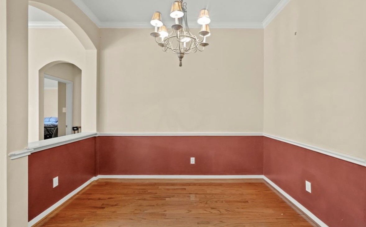 3106 Valley Court Property Photo 8