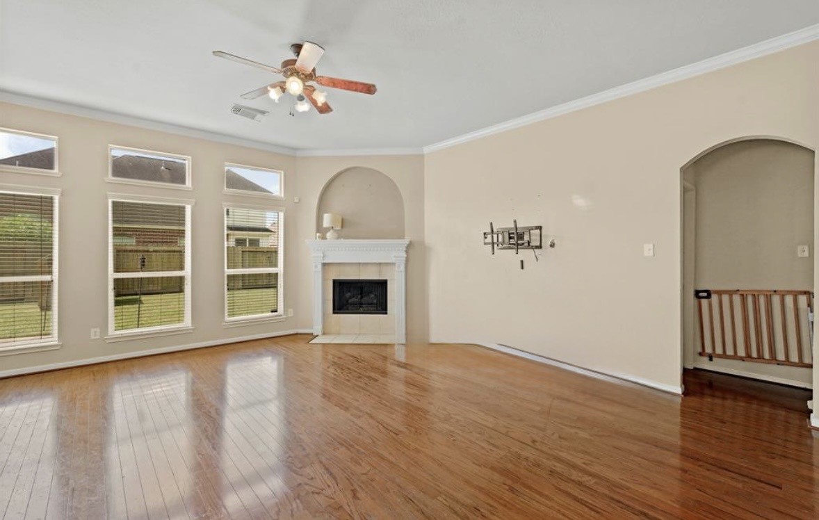 3106 Valley Court Property Photo 9