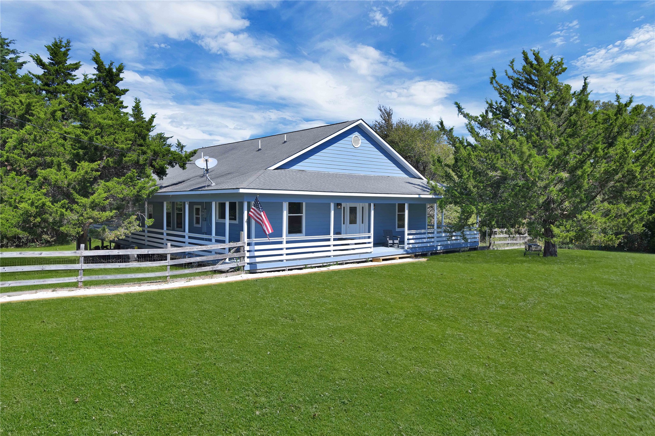 131 Canary Lane Property Photo 1