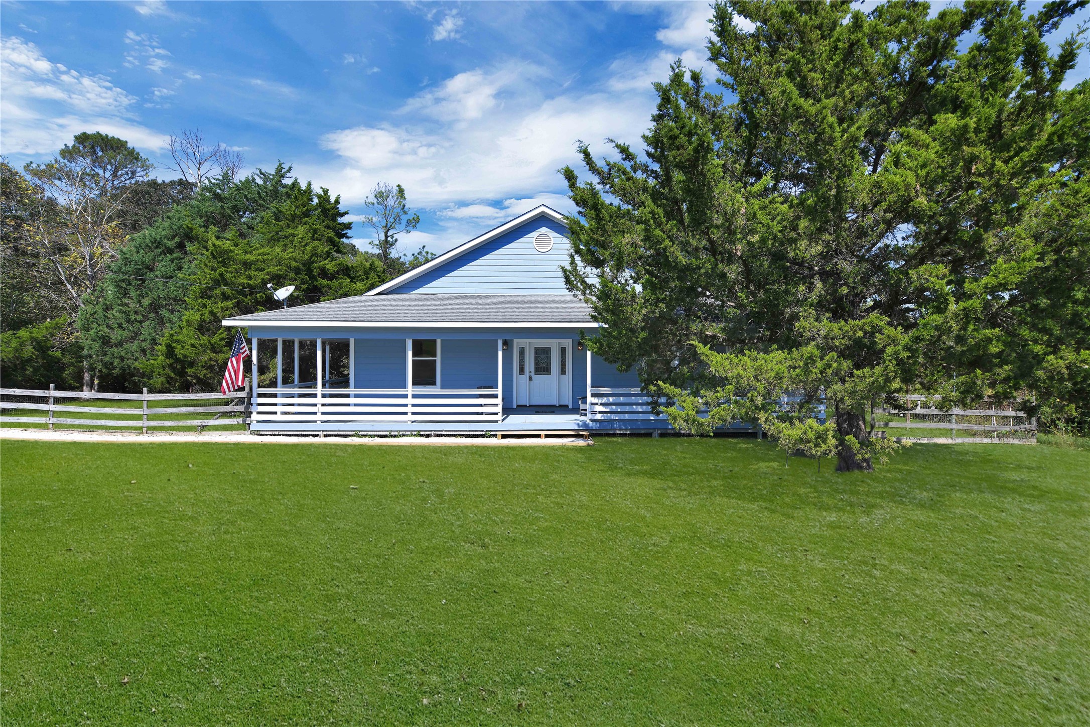 131 Canary Lane Property Photo 2