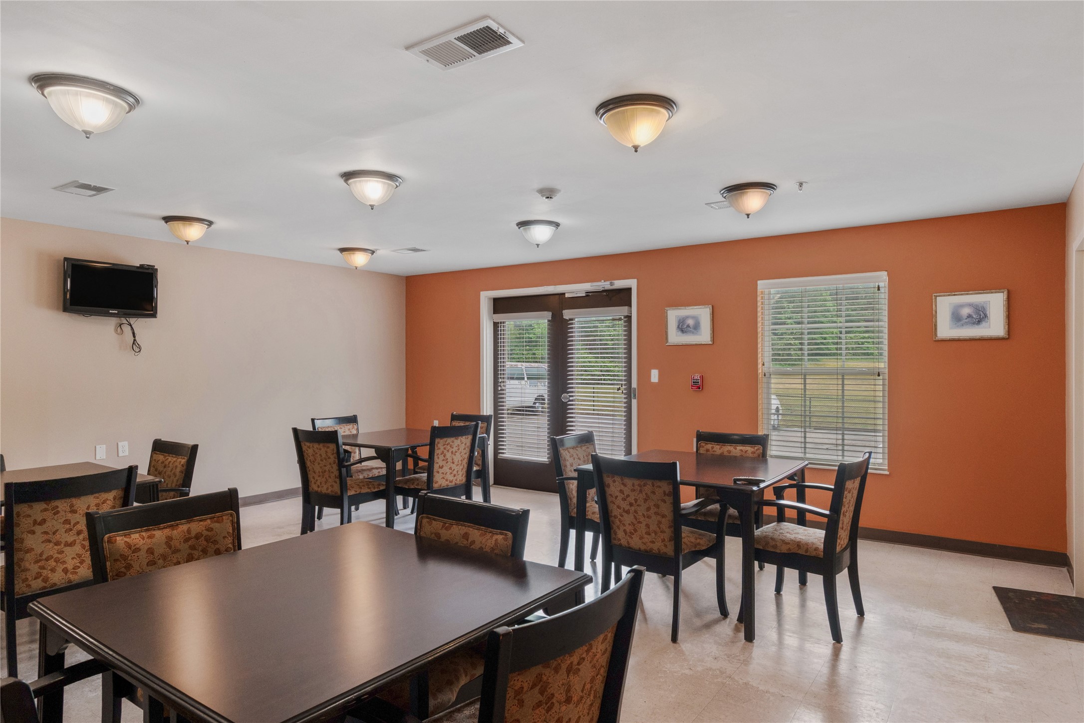 2131 Wilson Road Property Photo 6