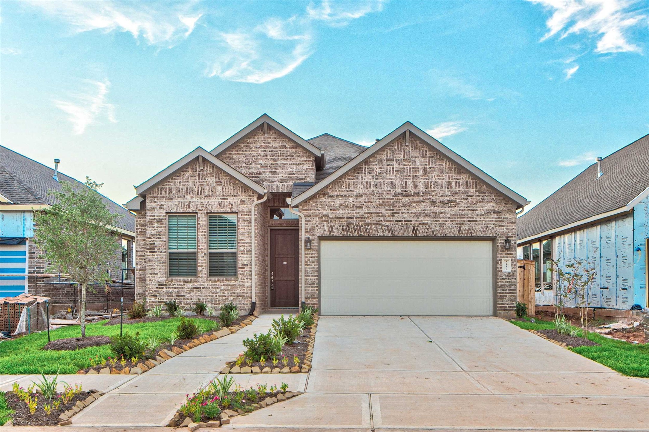 8719 Fox Trail Drive Property Photo 1