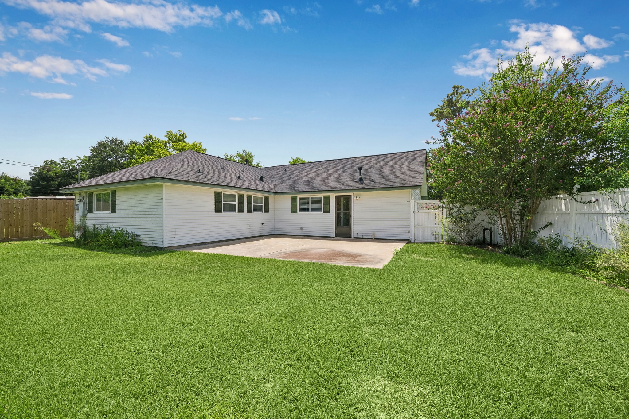 7050 Cole Creek Drive Property Photo 14