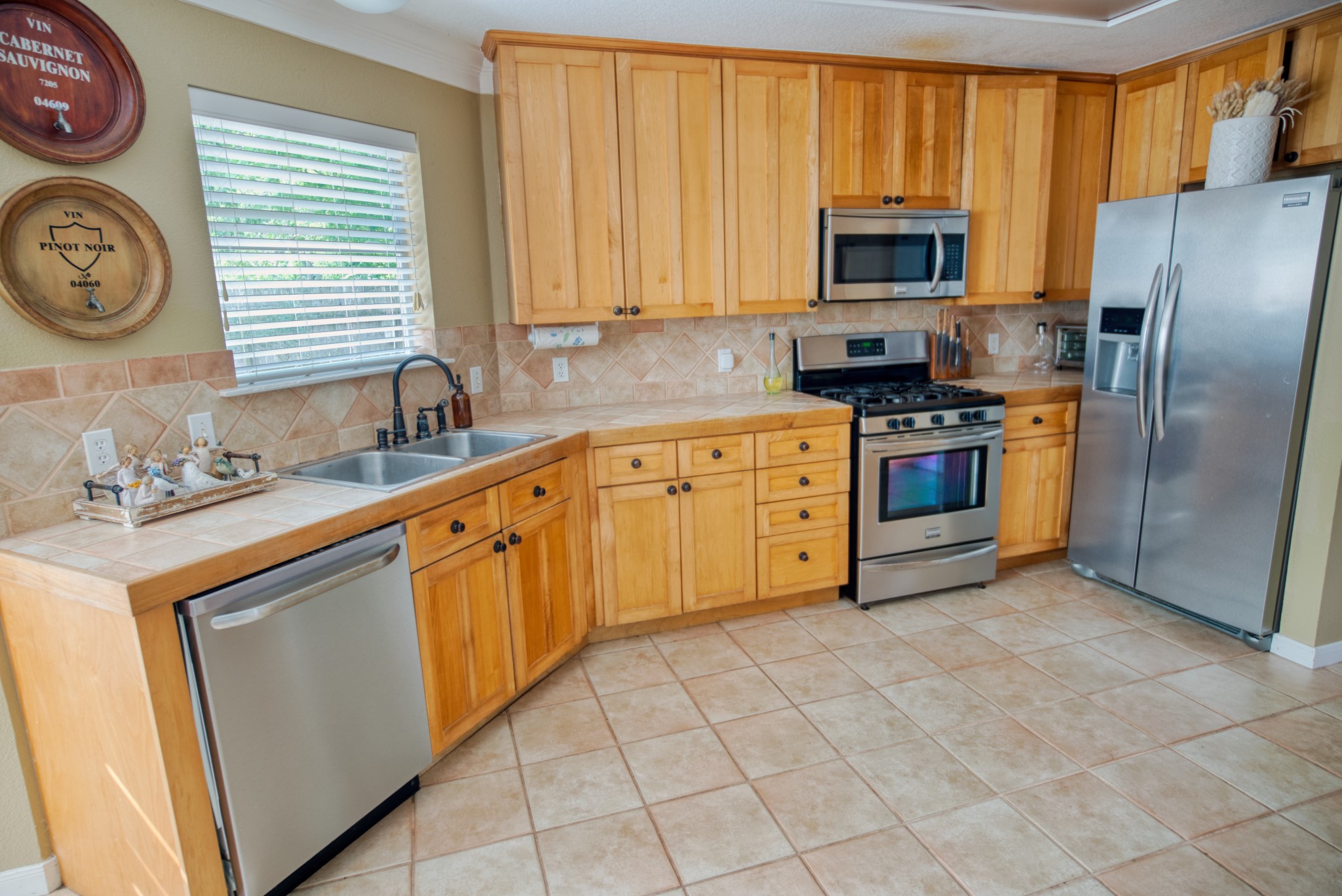 608 Prairie Lane Property Photo 14
