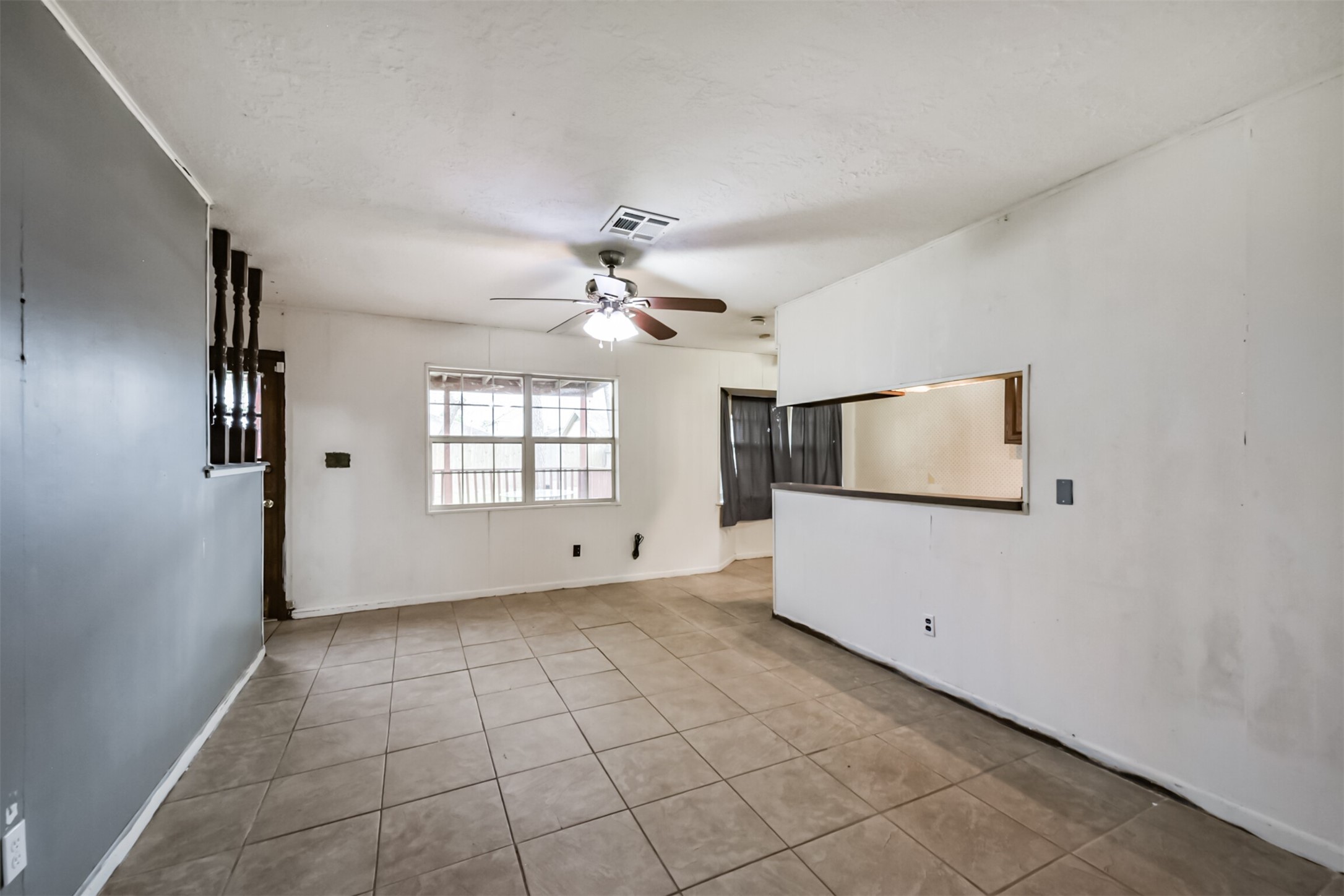 11606 Carvel Lane Property Photo 6