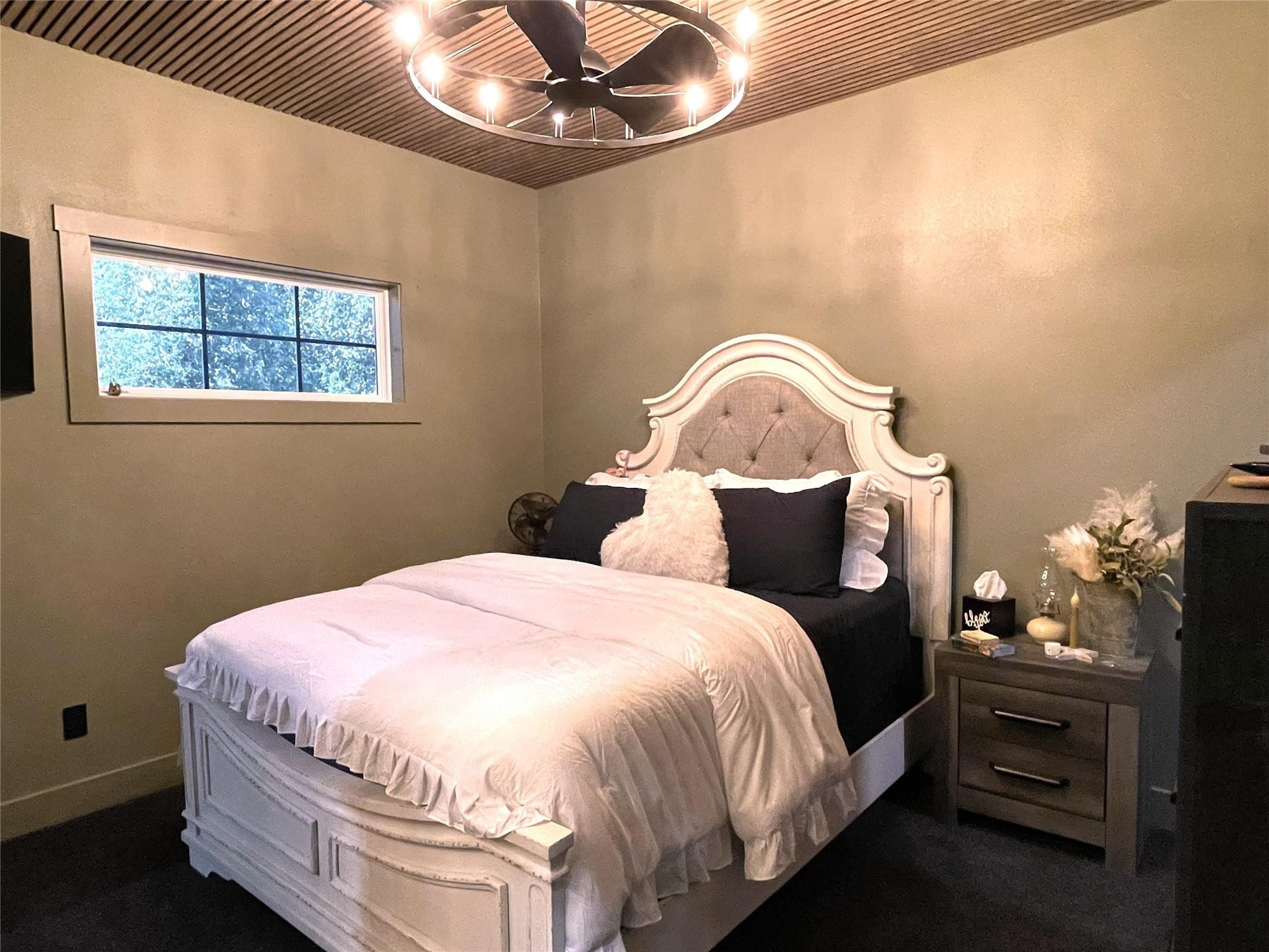 201 Man-o-war Property Photo 21
