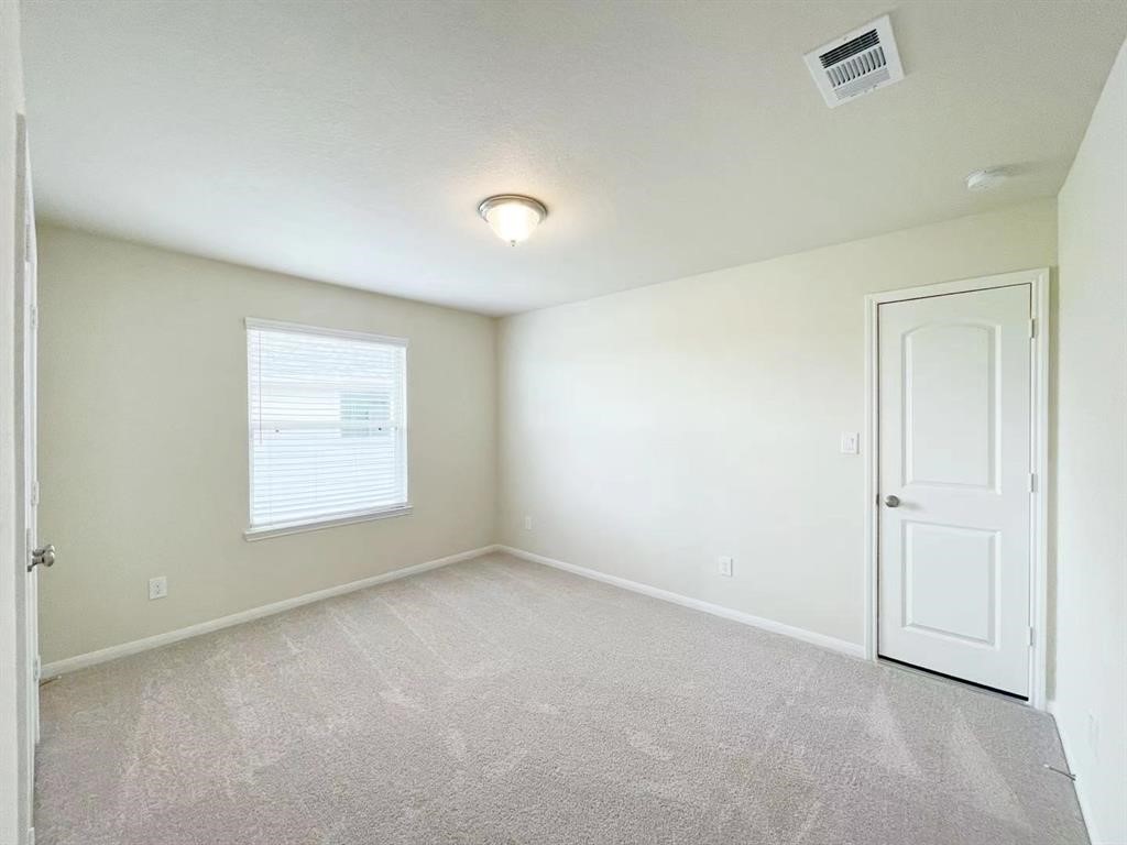 4403 Silvergrass Lane Property Photo 23