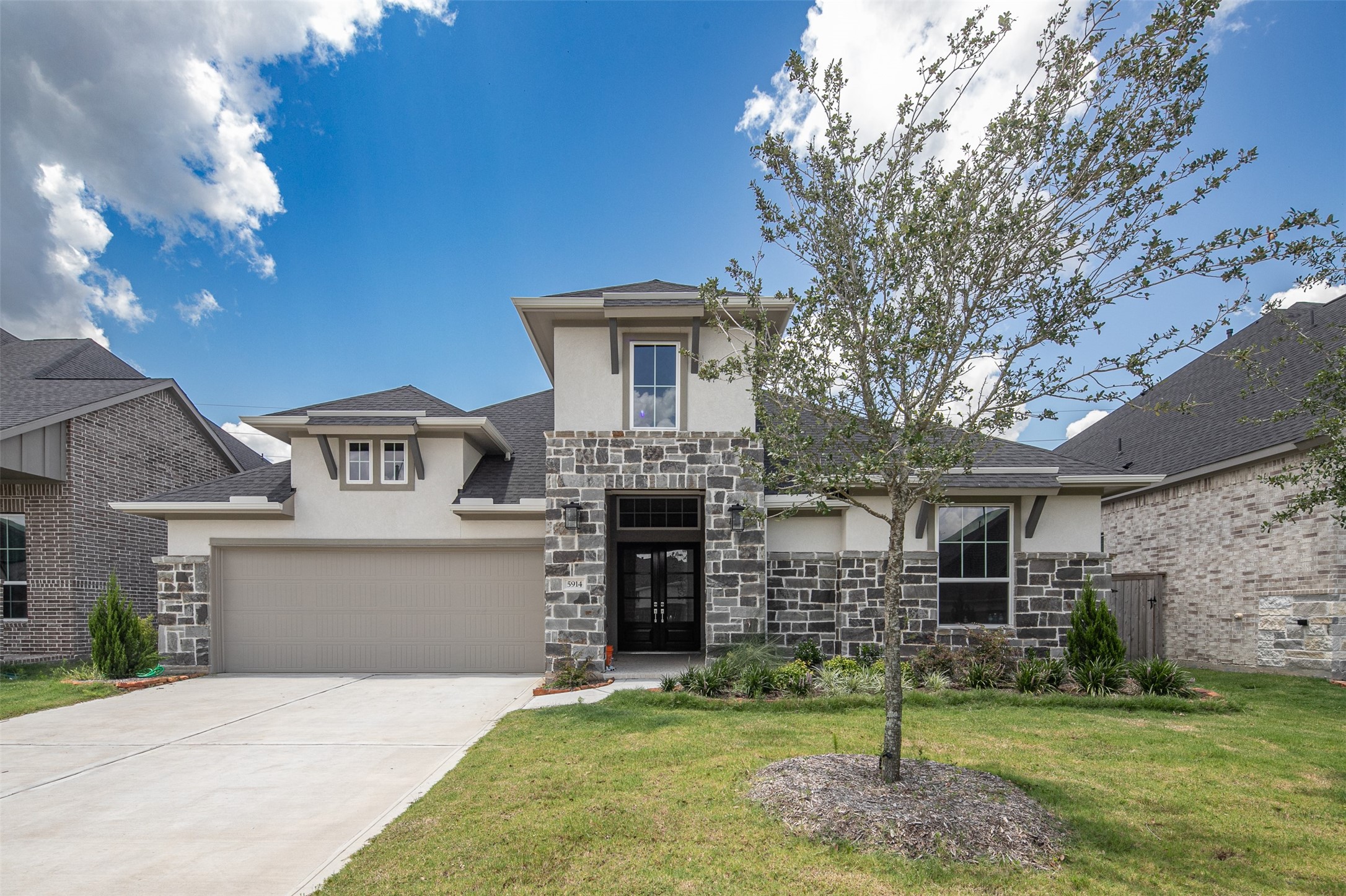 5914 Emerald Ranch Lane Property Photo 1