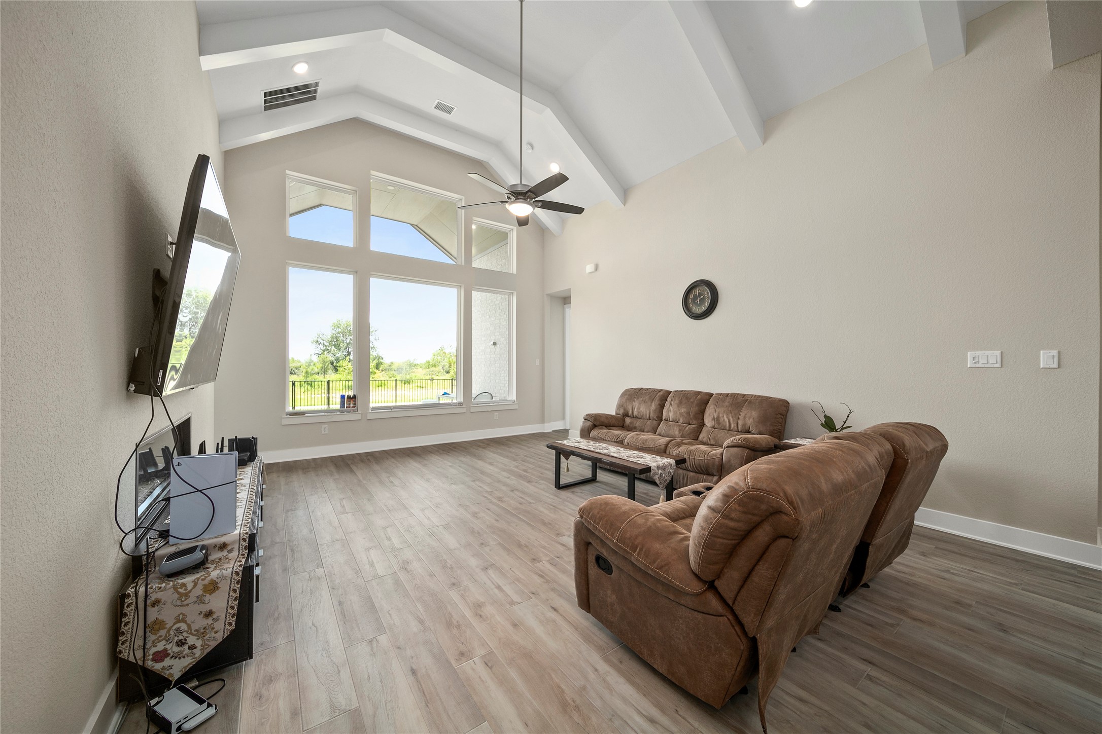 5914 Emerald Ranch Lane Property Photo 9