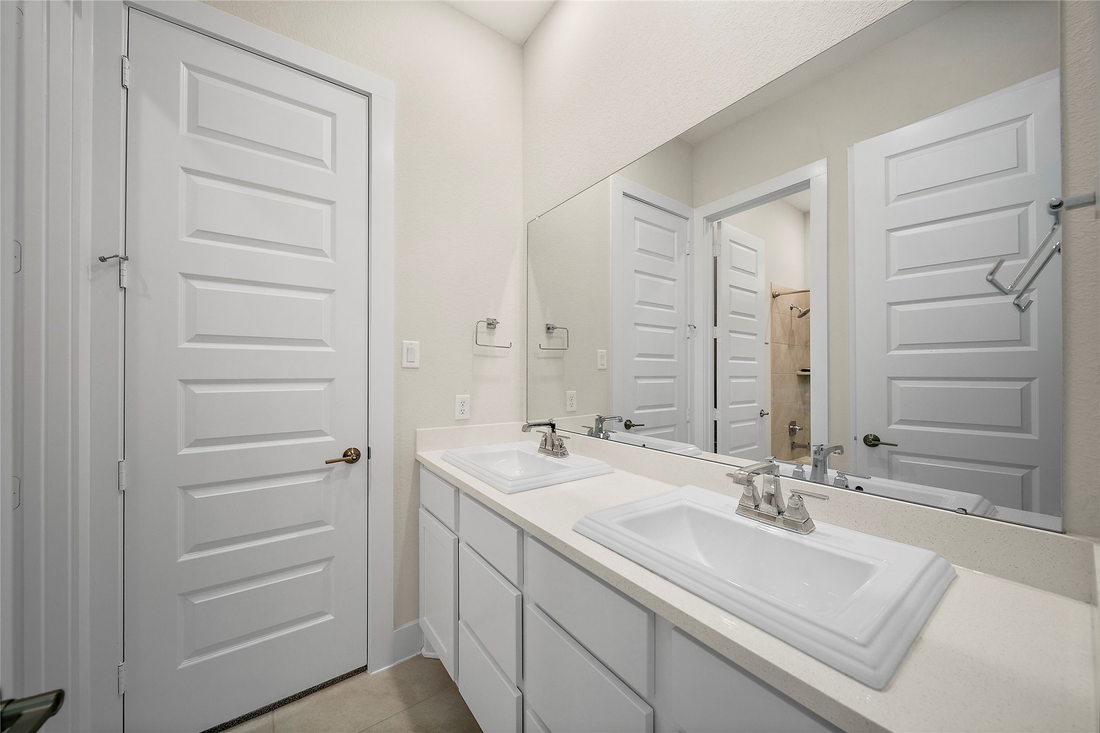 5914 Emerald Ranch Lane Property Photo 16
