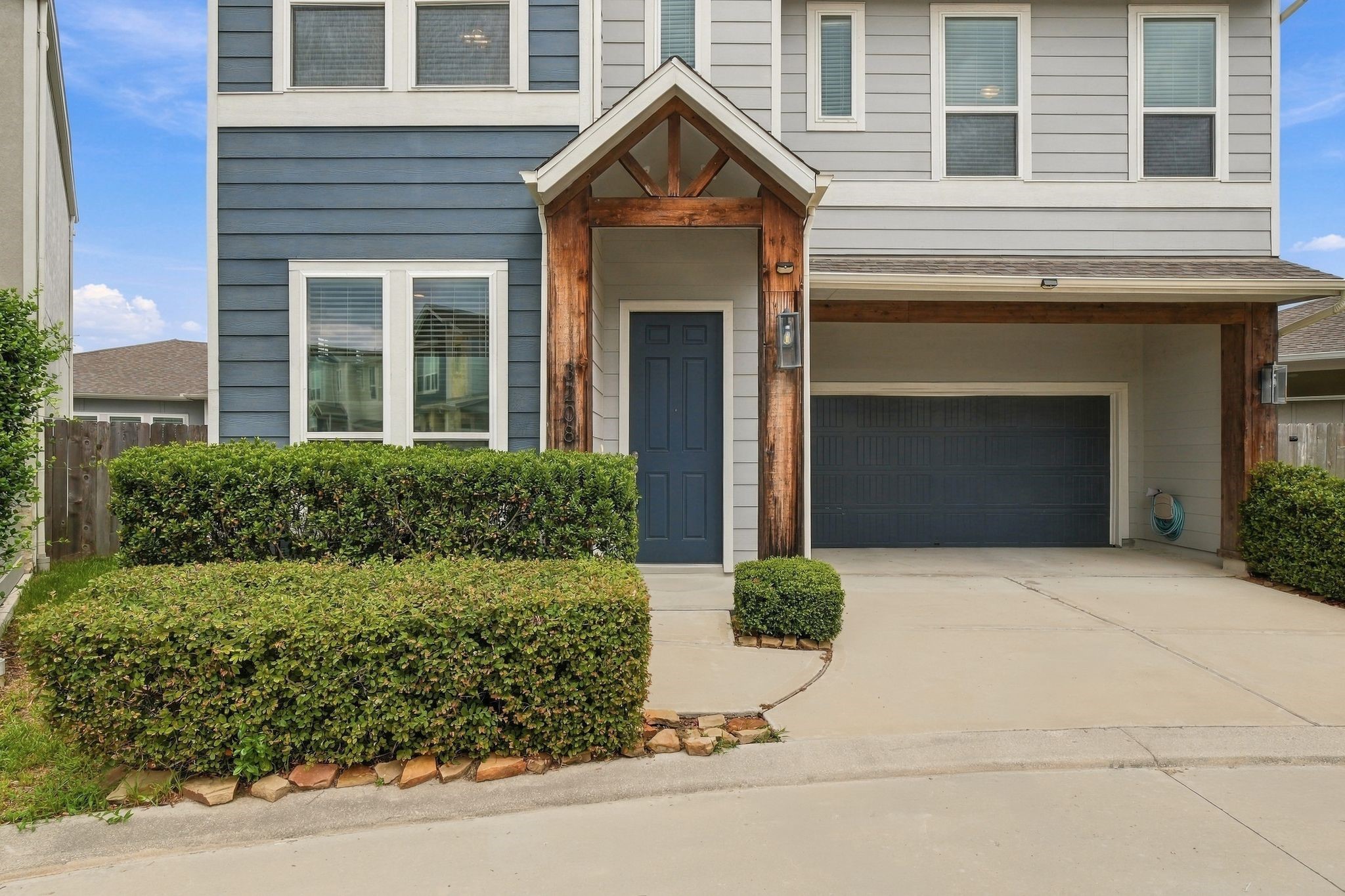 3208 Craftsman Place Property Photo 2