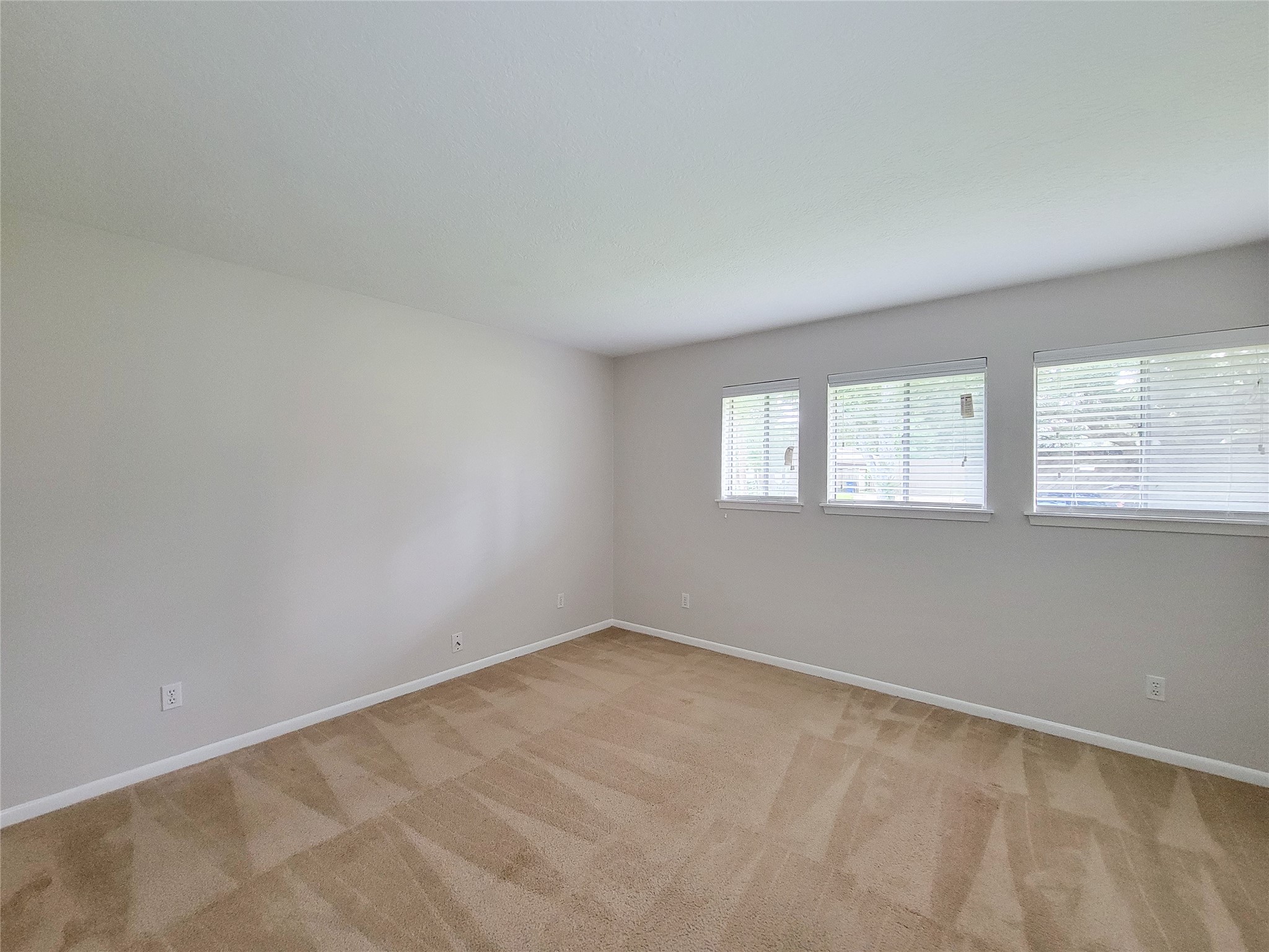 18583 Martinique Drive Property Photo 27