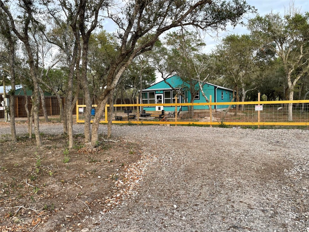 1016 Hardee Street Property Photo 3